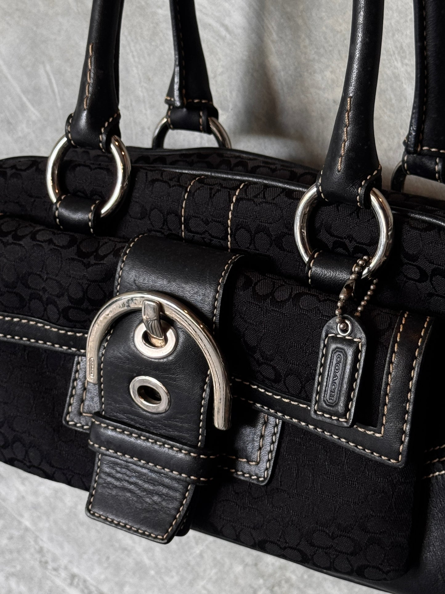 MONOGRAM BLACK VINTAGE COACH HANDBAG