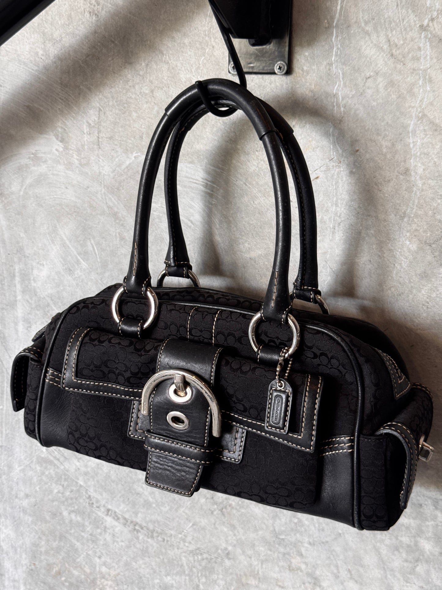 MONOGRAM BLACK VINTAGE COACH HANDBAG