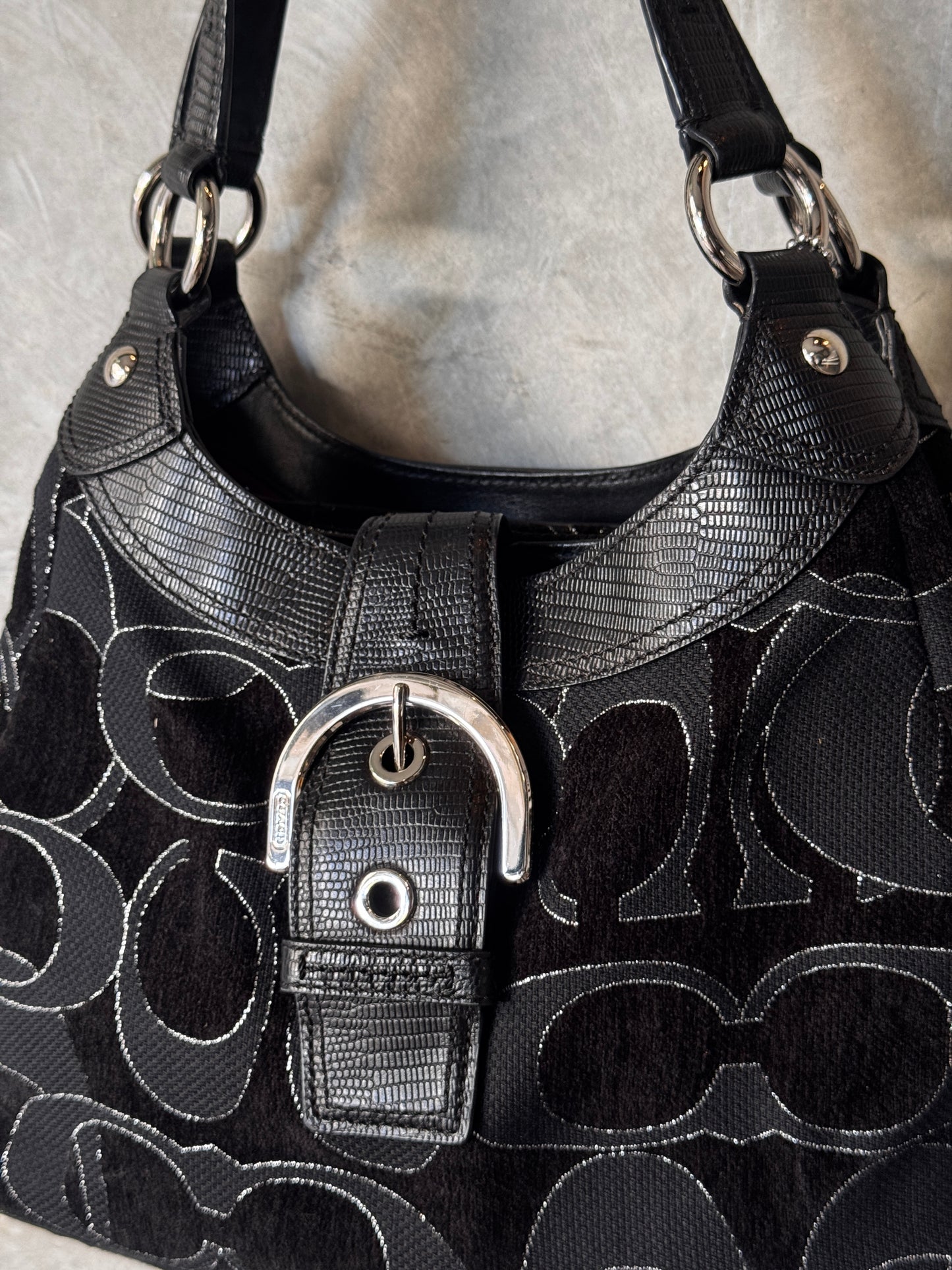 COACH SOHO SIGNATURE BLACK HANDBAG