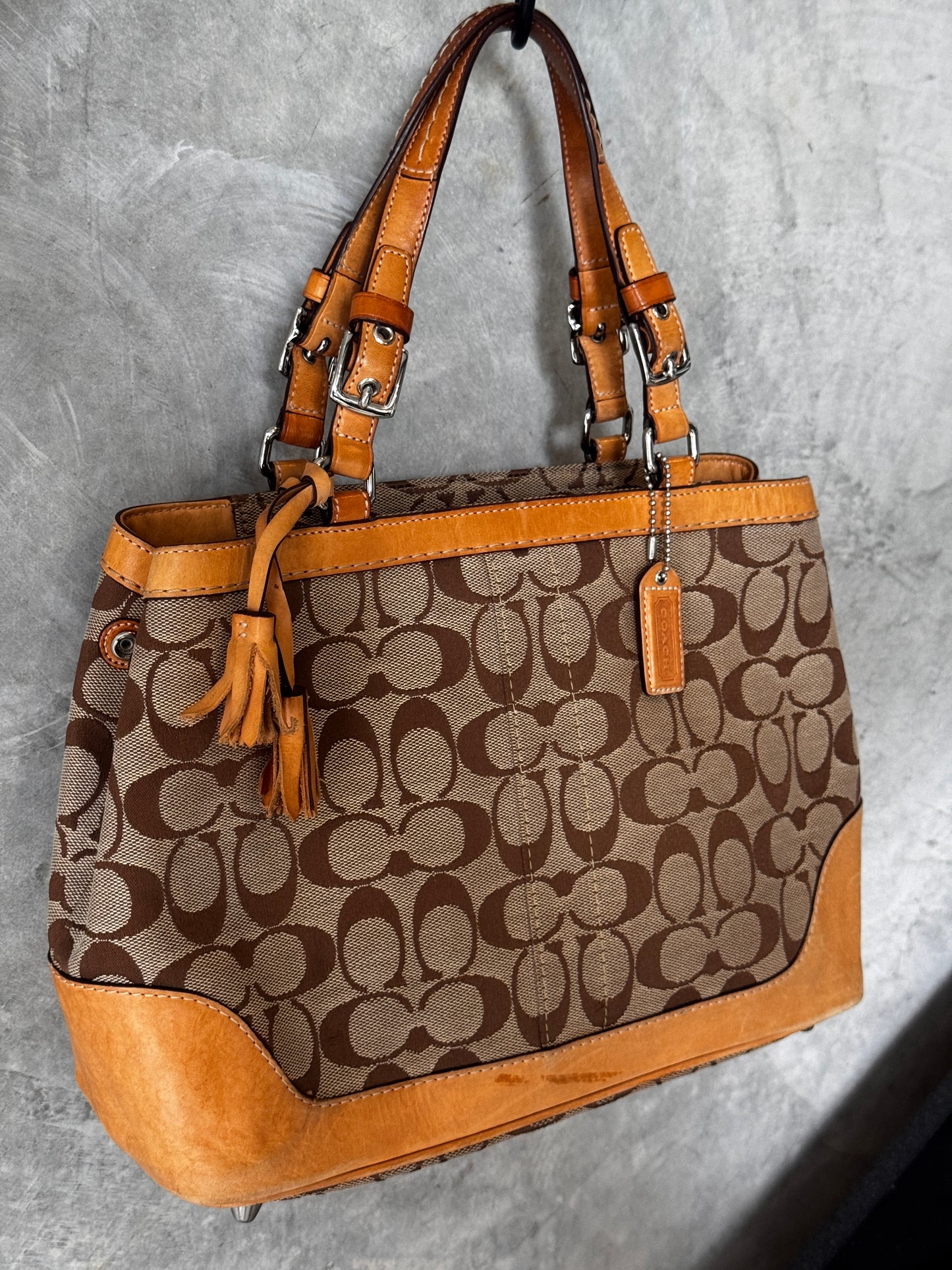 COACH 6830 BEIGE SIGNATURE CANVAS CITY TOTE BAG