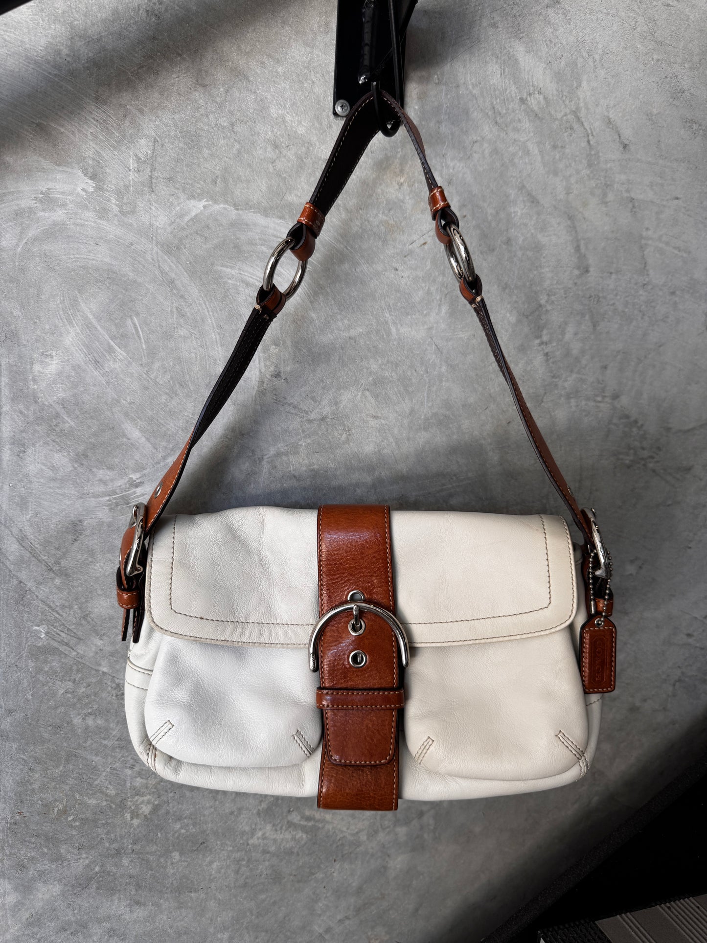 VINTAGE WHITE COACH SOHO