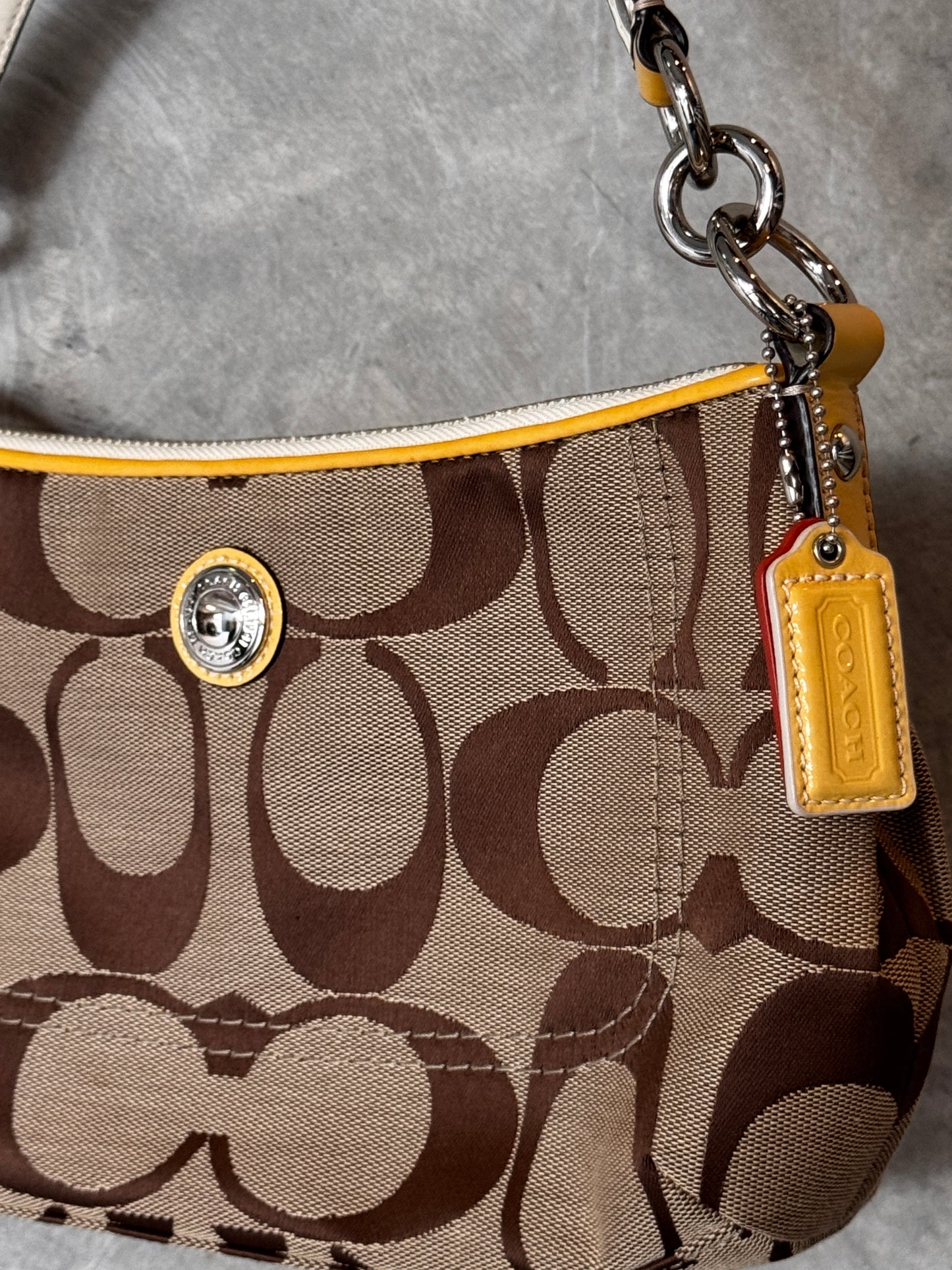 VINTAGE COACH SHOULDER BAG