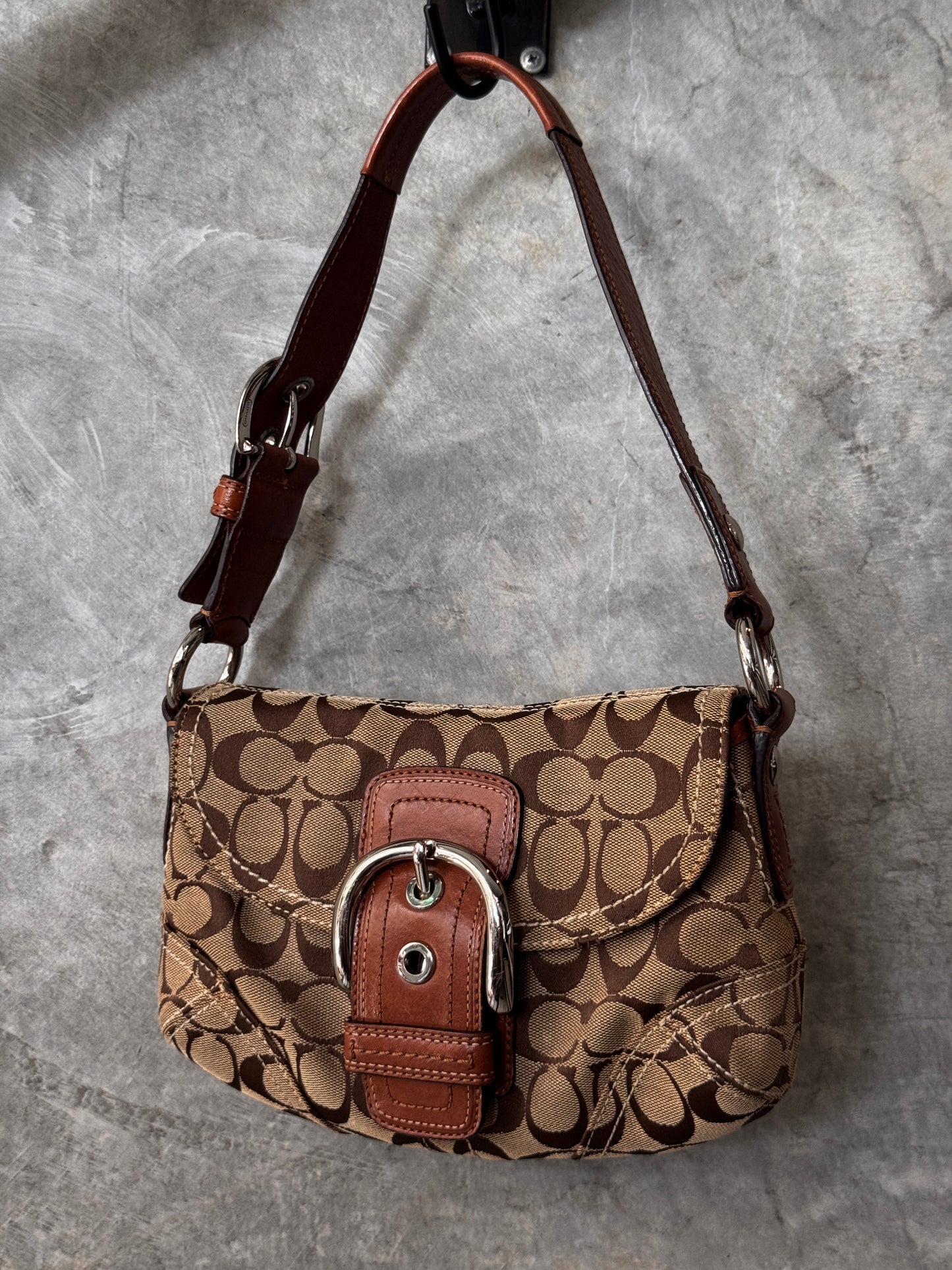 VINTAGE COACH Y2K SOHO HANDBAG