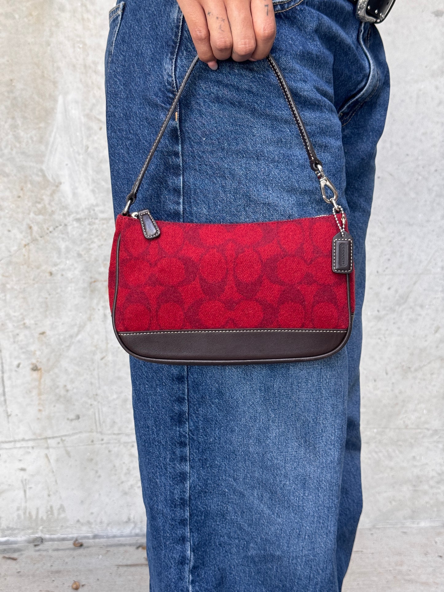 AUTHENTIC VINTAGE COACH DEMI RED WOOL SHOULDER BAG