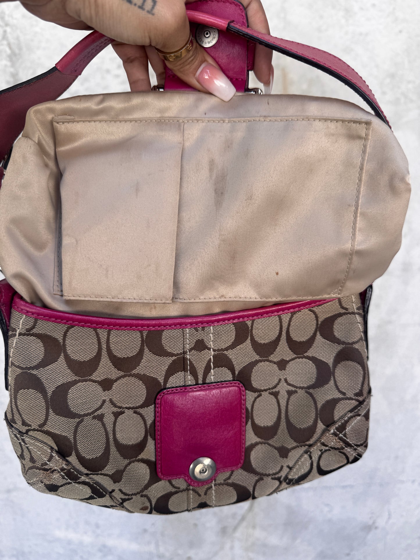 VINTAGE COACH PINK SOHO HANDBAG