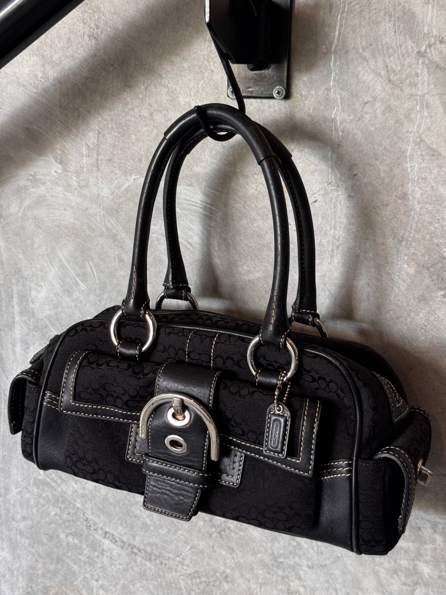 MONOGRAM BLACK VINTAGE COACH HANDBAG