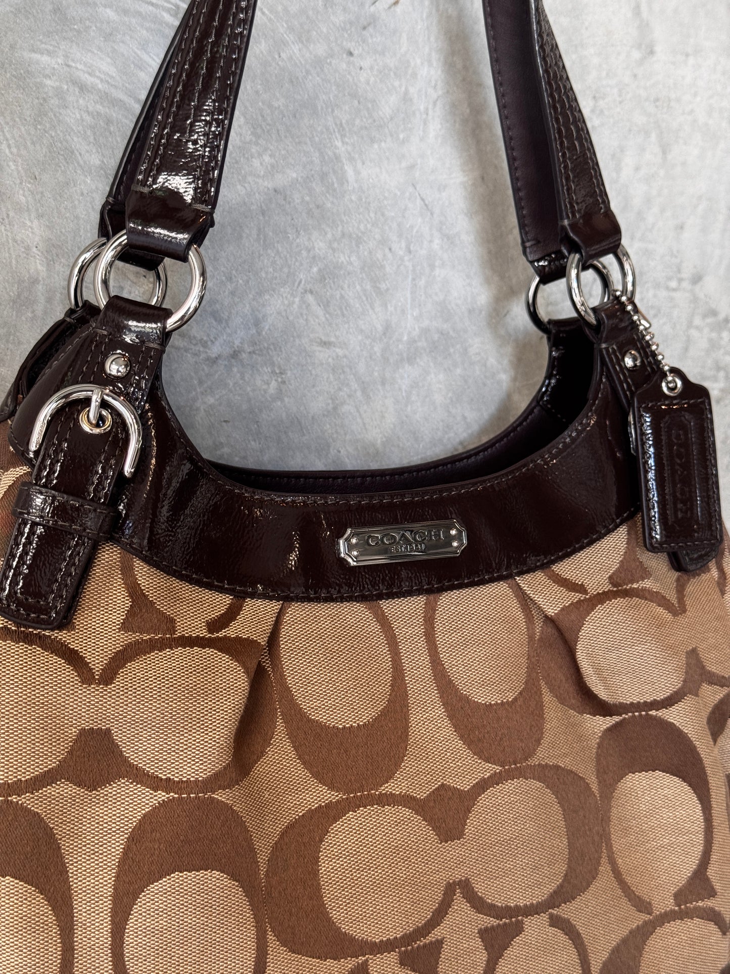 VINTAGE COACH BROWN SOHO SIGNATURE HANDBAG