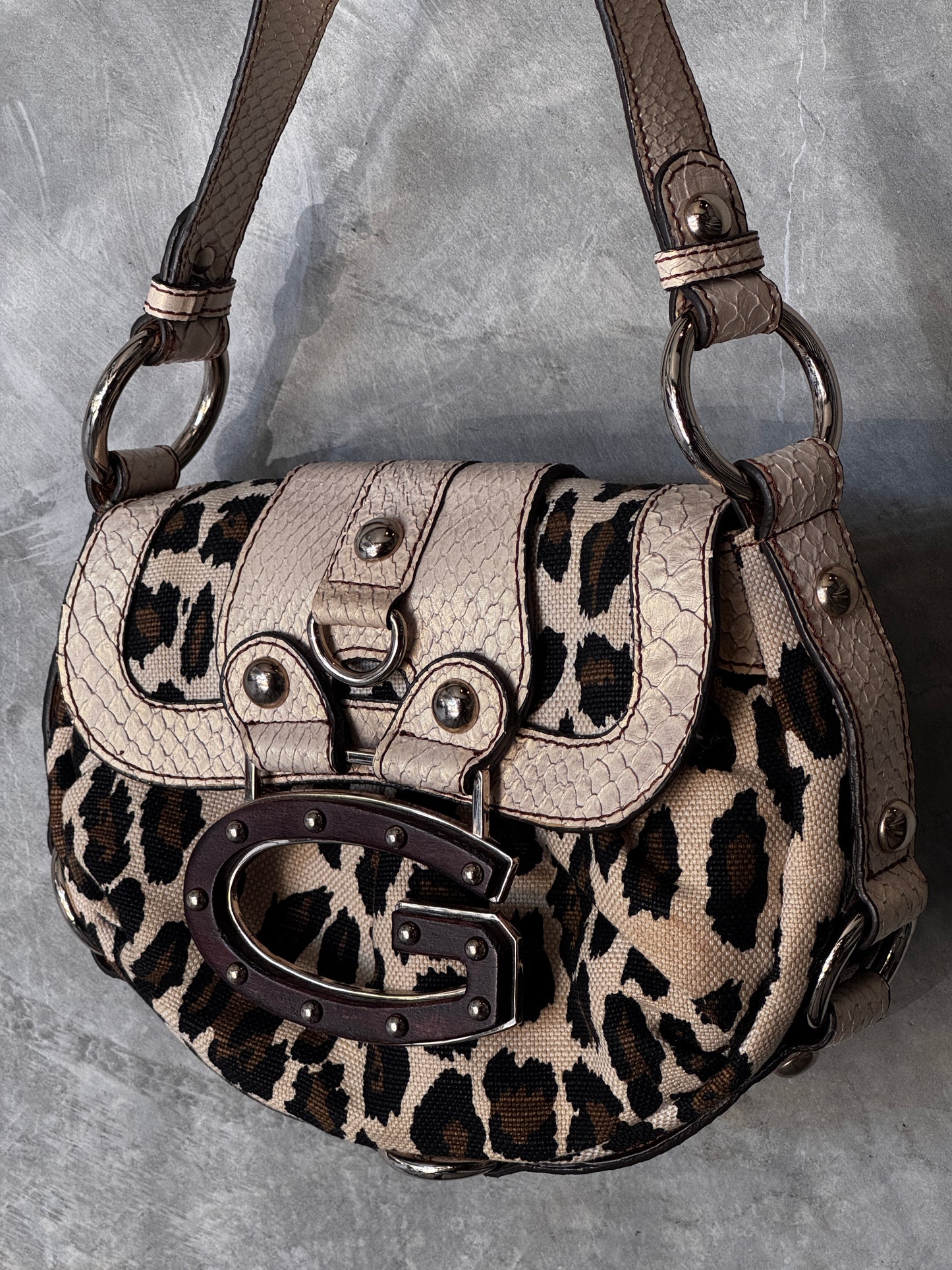 VINTAGE GUESS LEOPARD PRINT Y2K HANDBAG