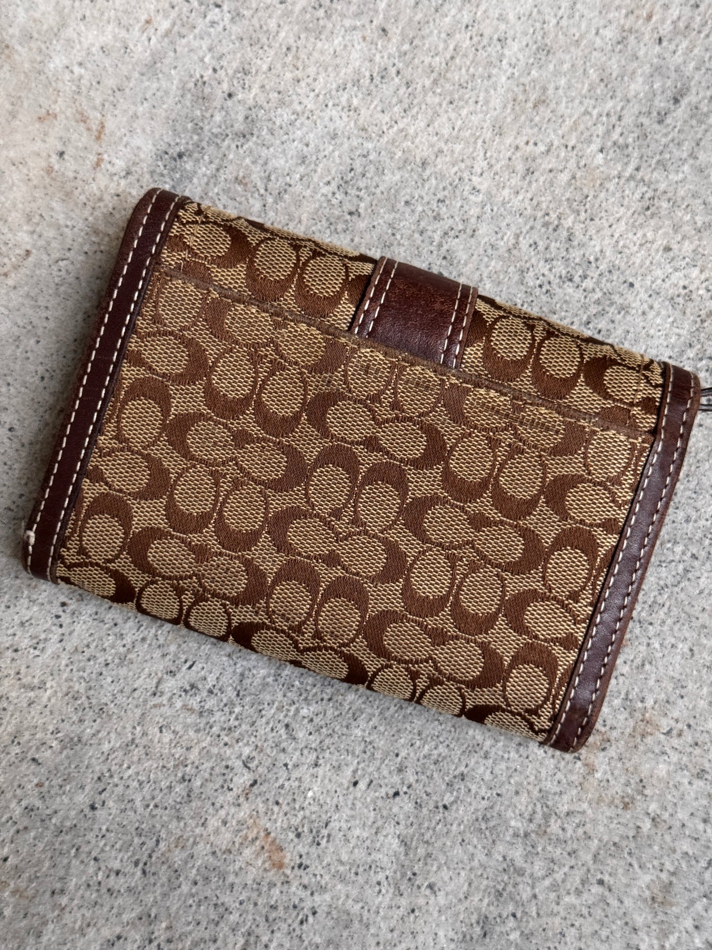VINTAGE COACH BI-FOLD WALLET