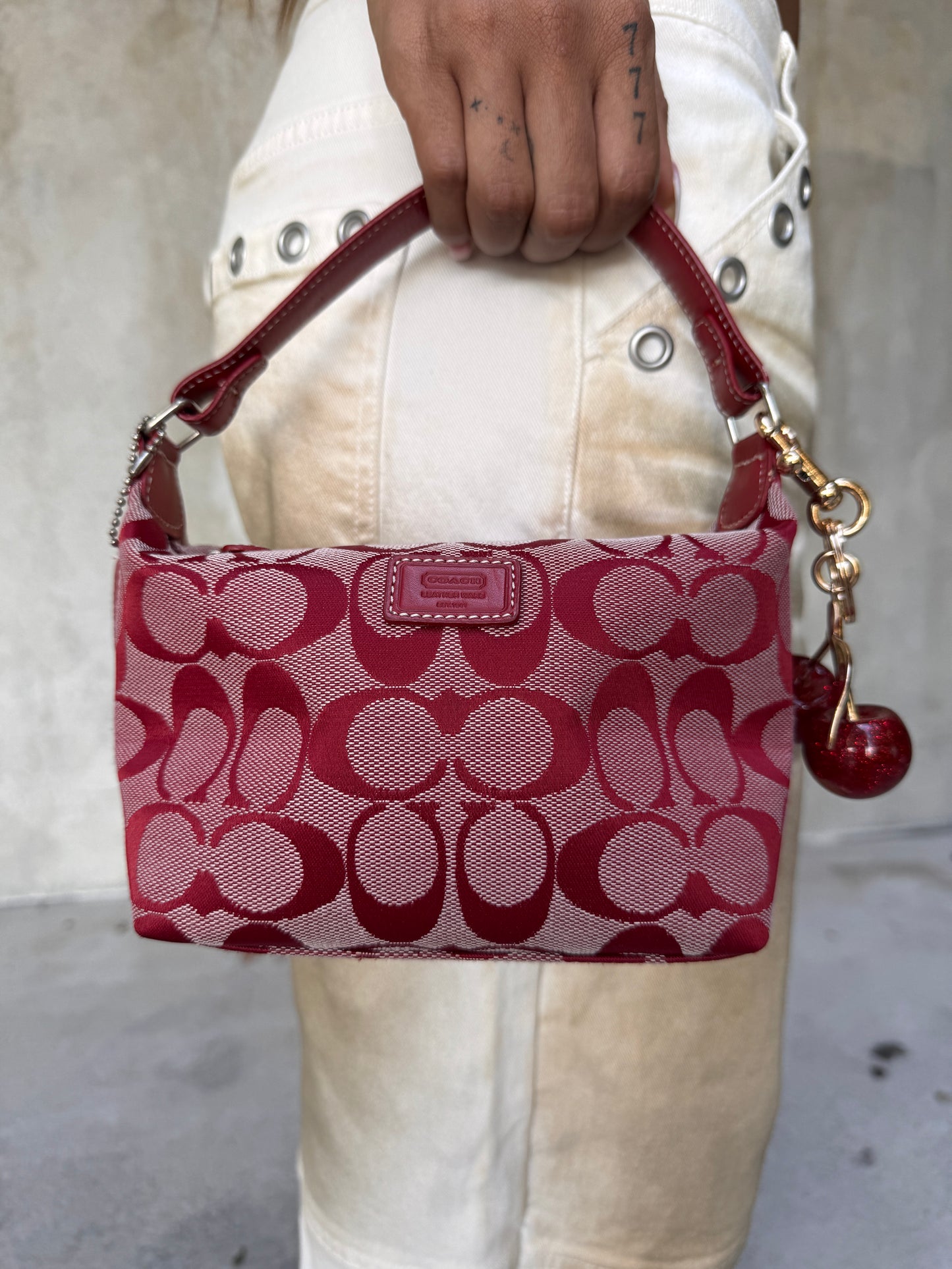 VINTAGE RED COACH HANDBAG