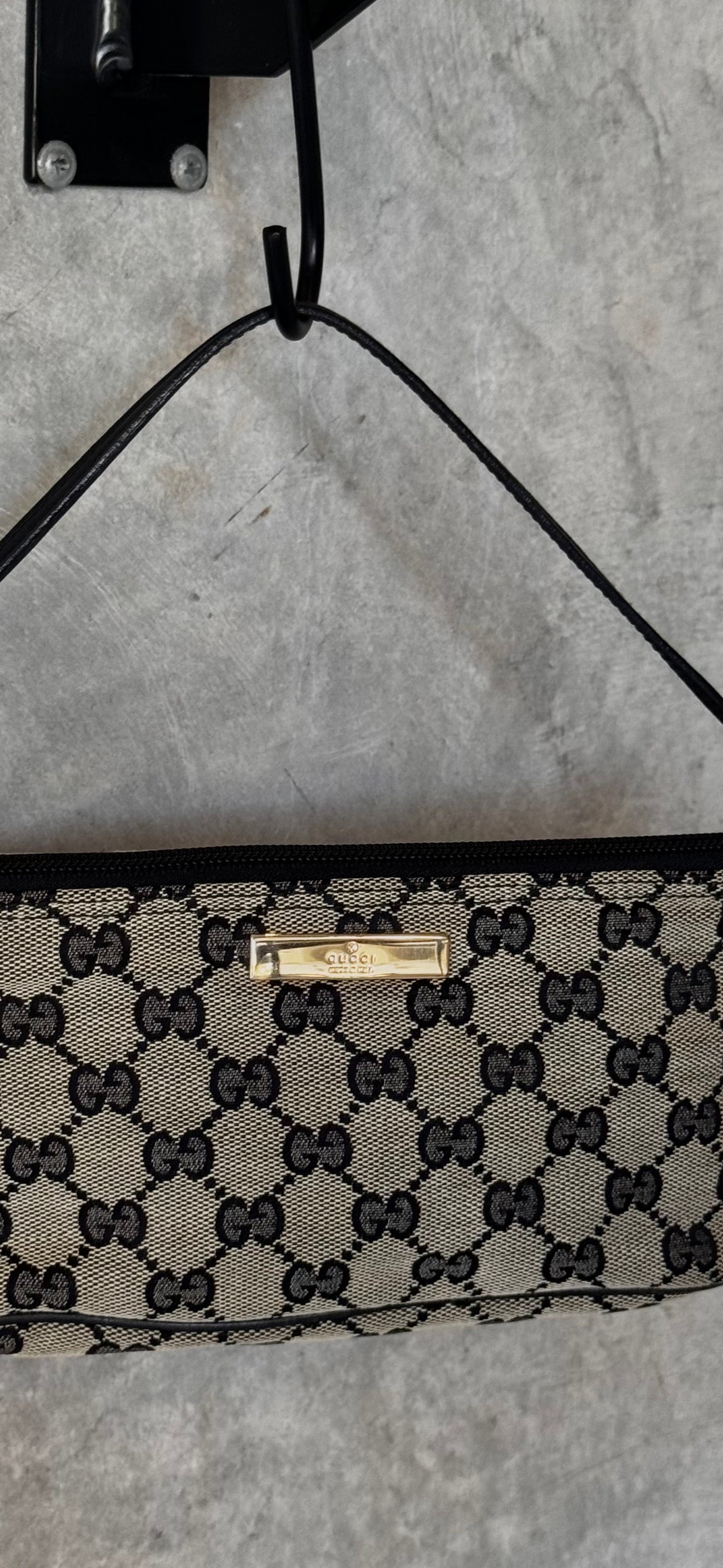 GUCCI BEIGE MONOGRAM GG CANVAS POCHETTE BAG