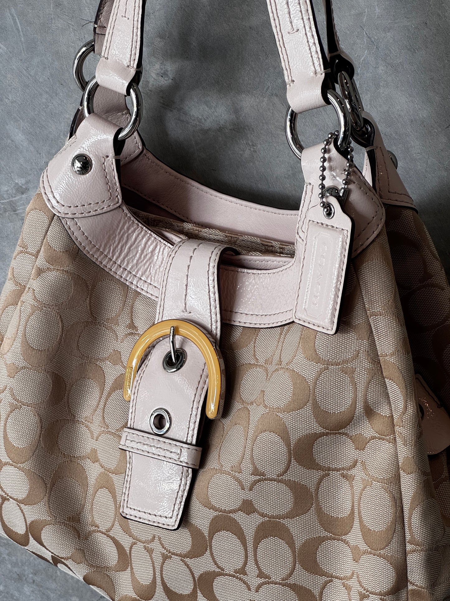 VINTAGE COACH BEIGE HAMPTON HOBO SHOULDER BAG