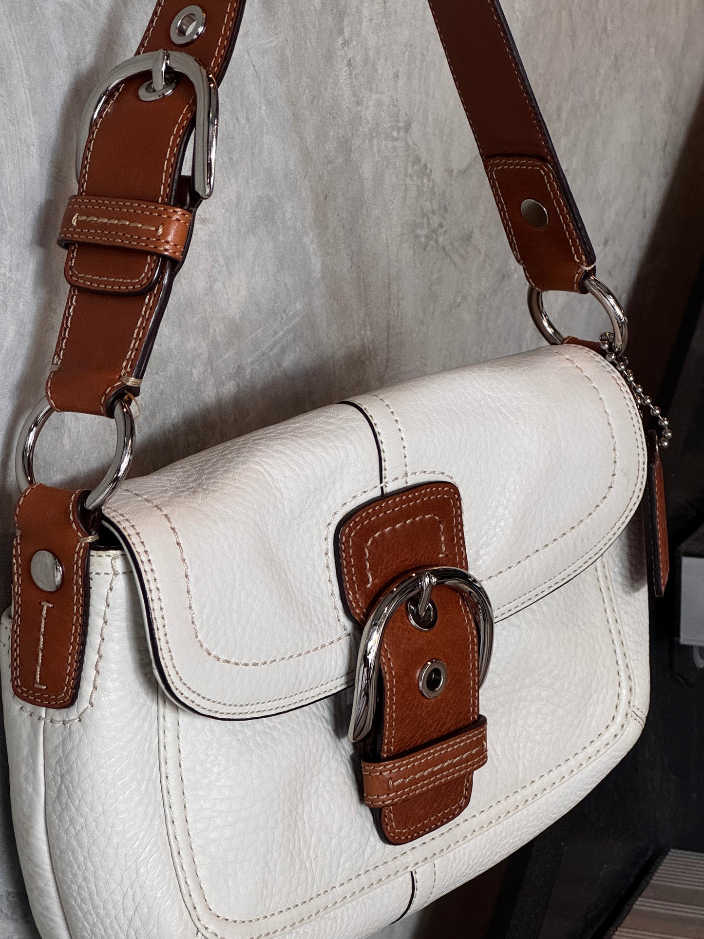AUTHENTIC COACH SOHO WHITE LEATHER SHOULDER BAG