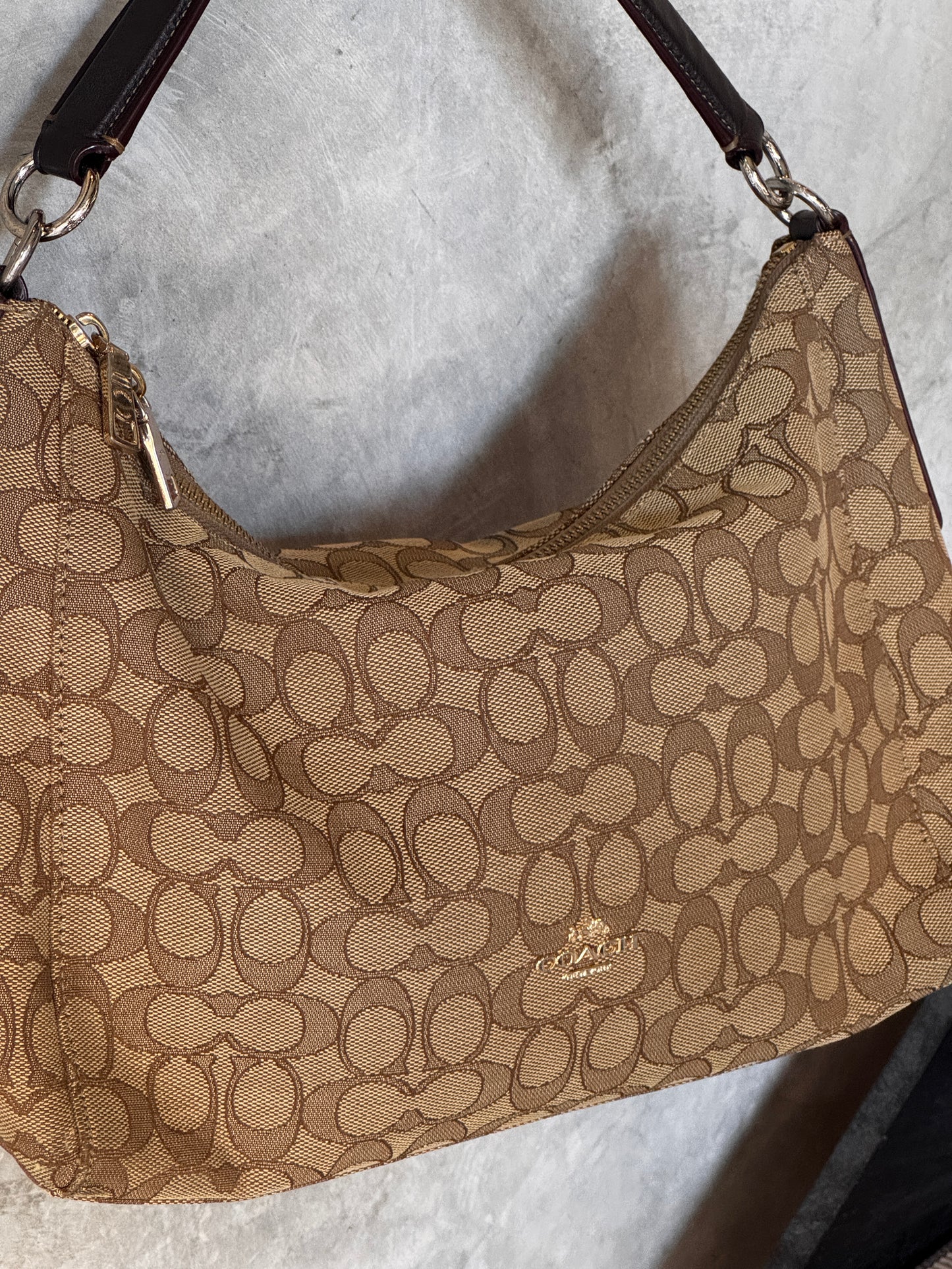 VINTAGE COACH SIGNATURE HOBO HANDBAG
