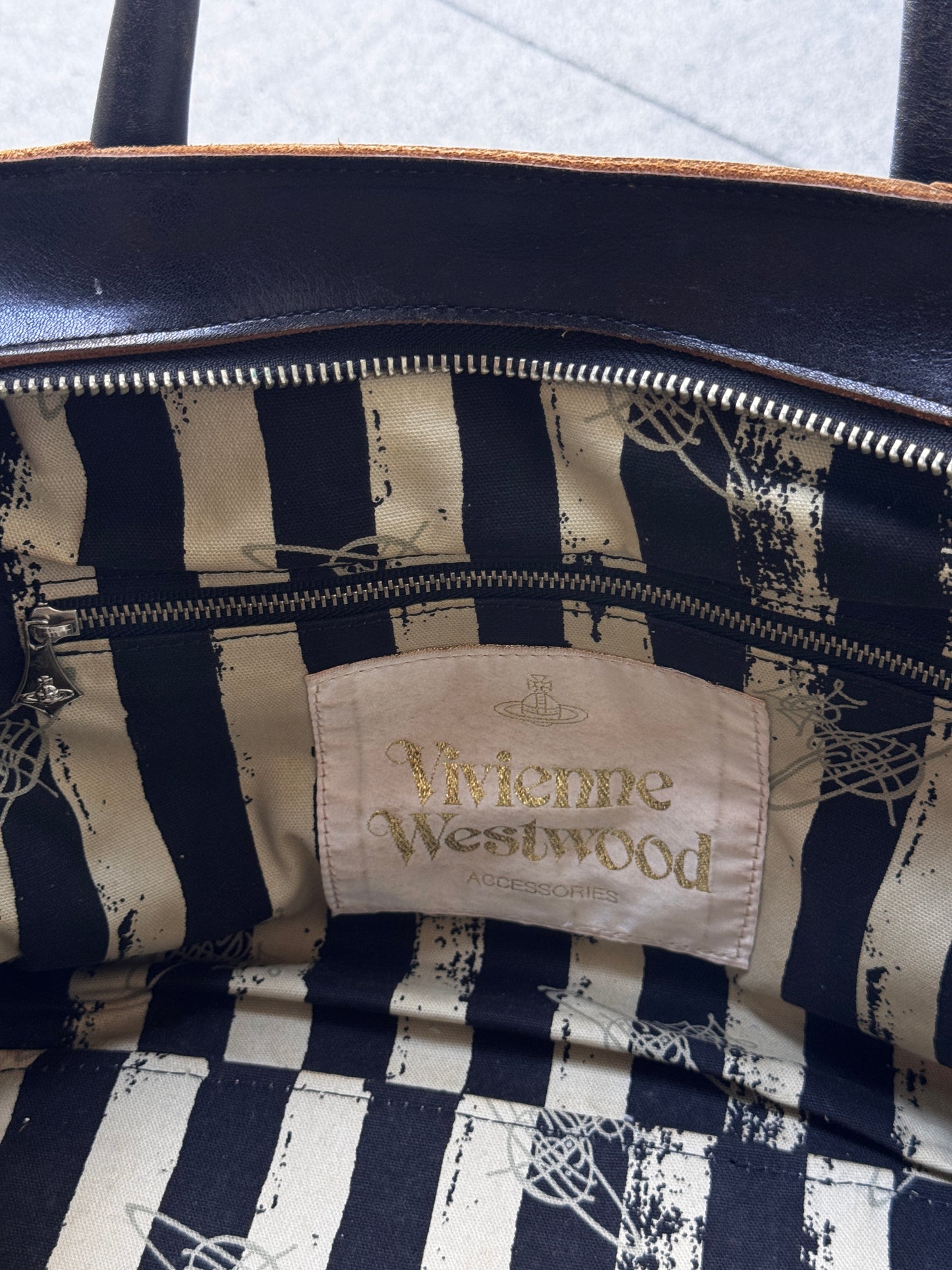 VIVIENNE WESTWOOD ORB STITCH BAG