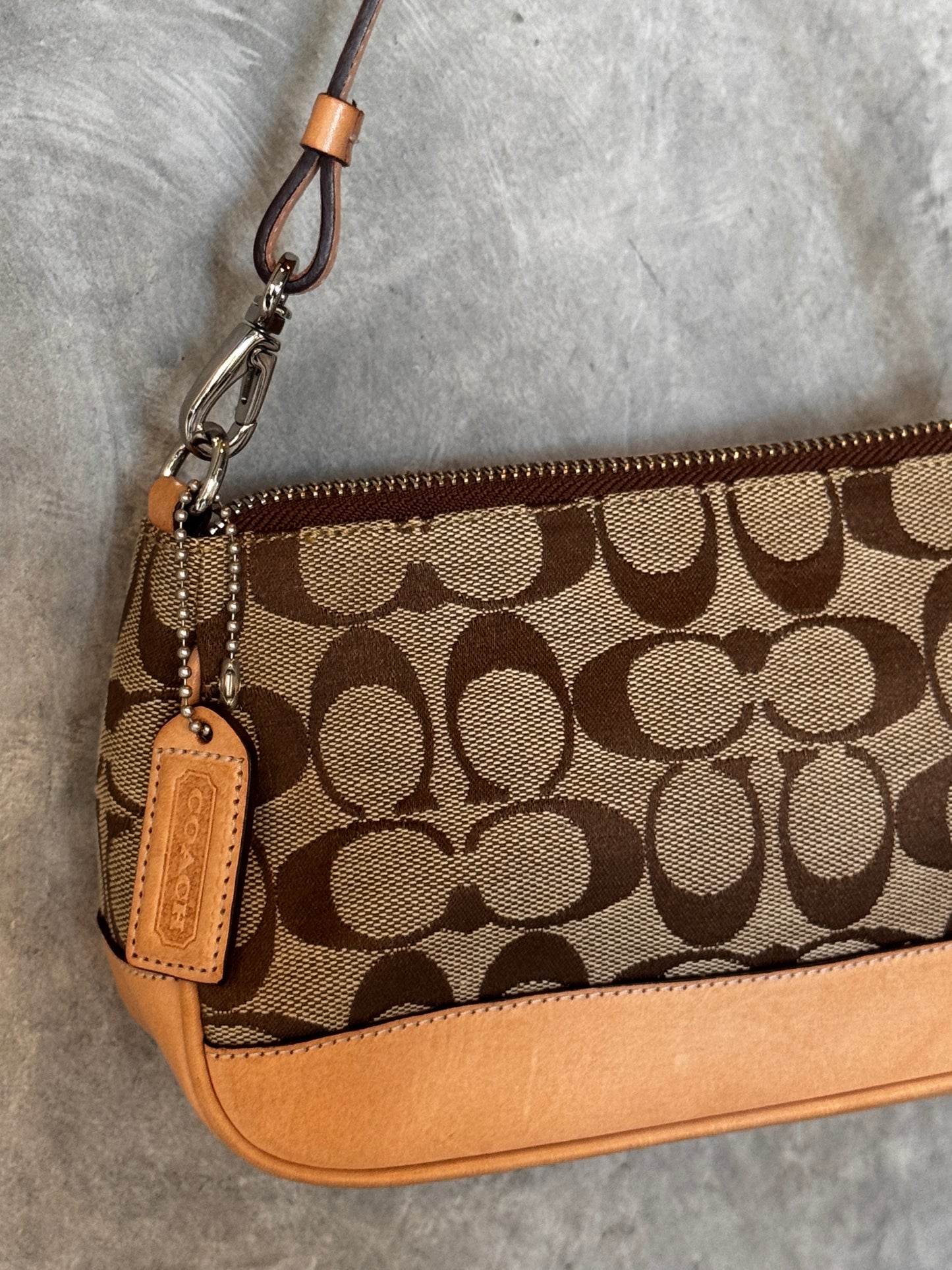 VINTAGE COACH DEMI TAN POCHETTE SHOULDER BAG
