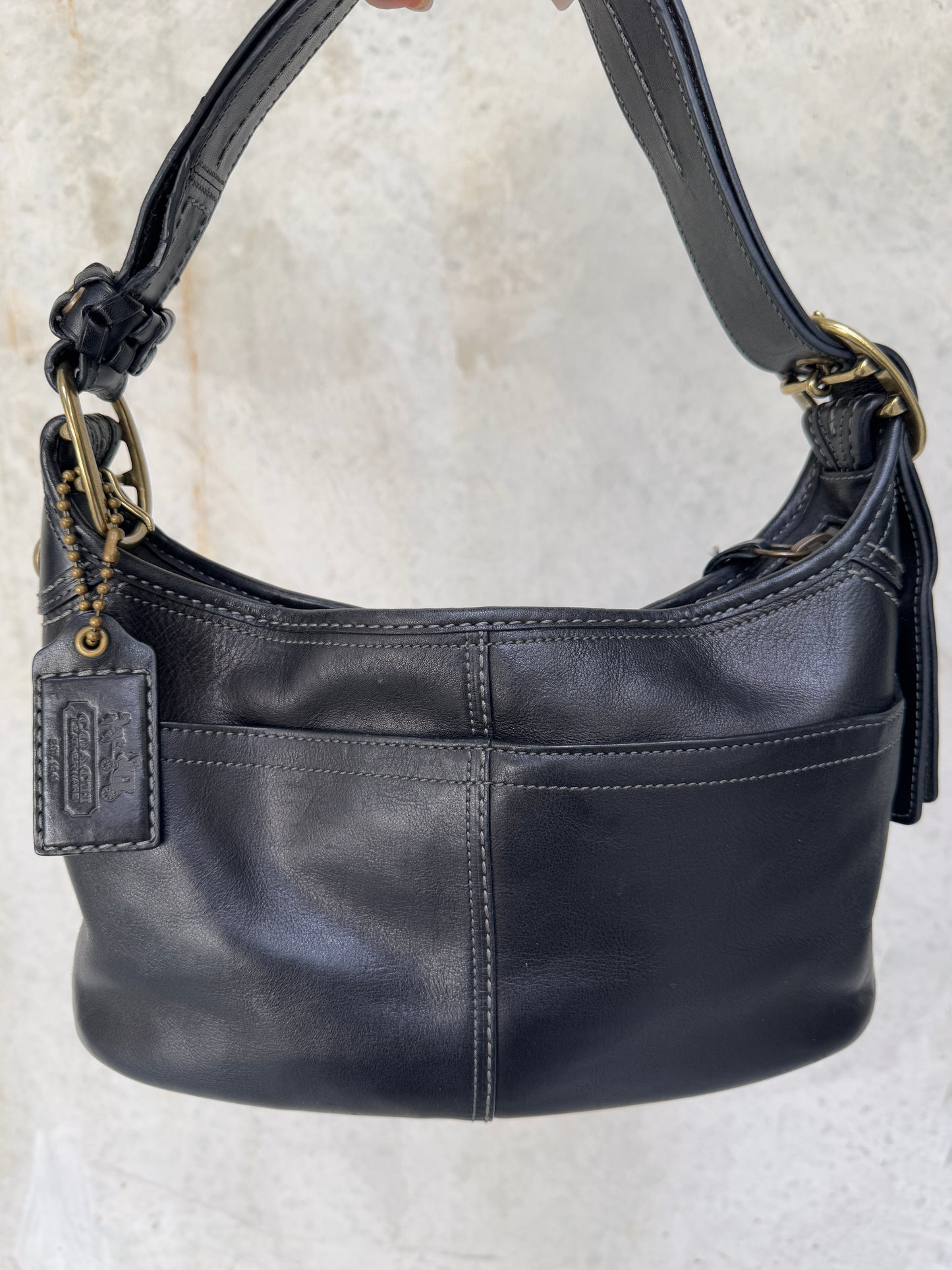 VINTAGE COACH BLACK LEATHER HANDBAG