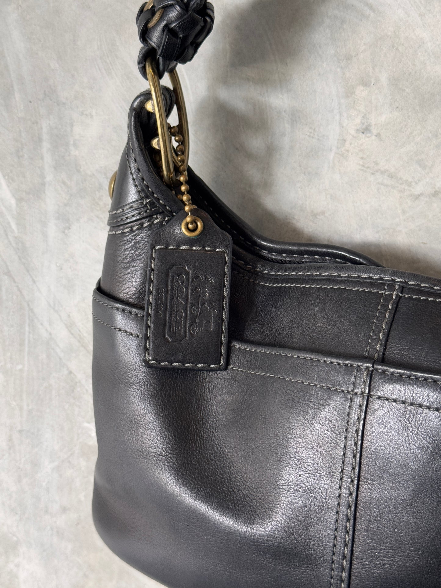 VINTAGE COACH BLACK LEATHER HANDBAG