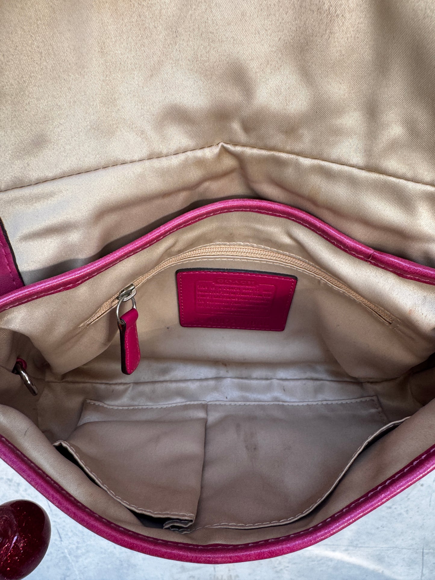 VINTAGE COACH PINK SOHO HANDBAG