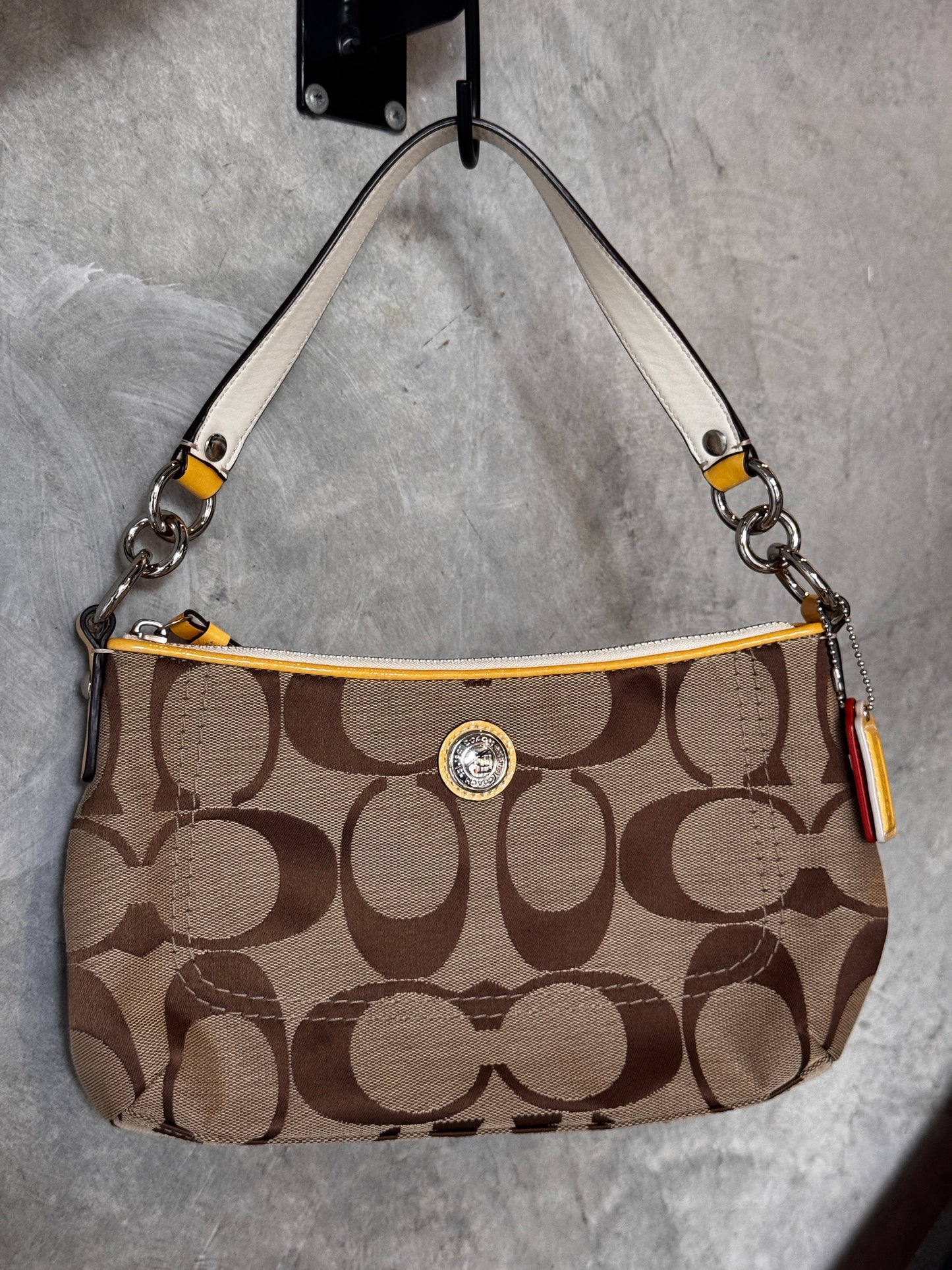 VINTAGE COACH SHOULDER BAG