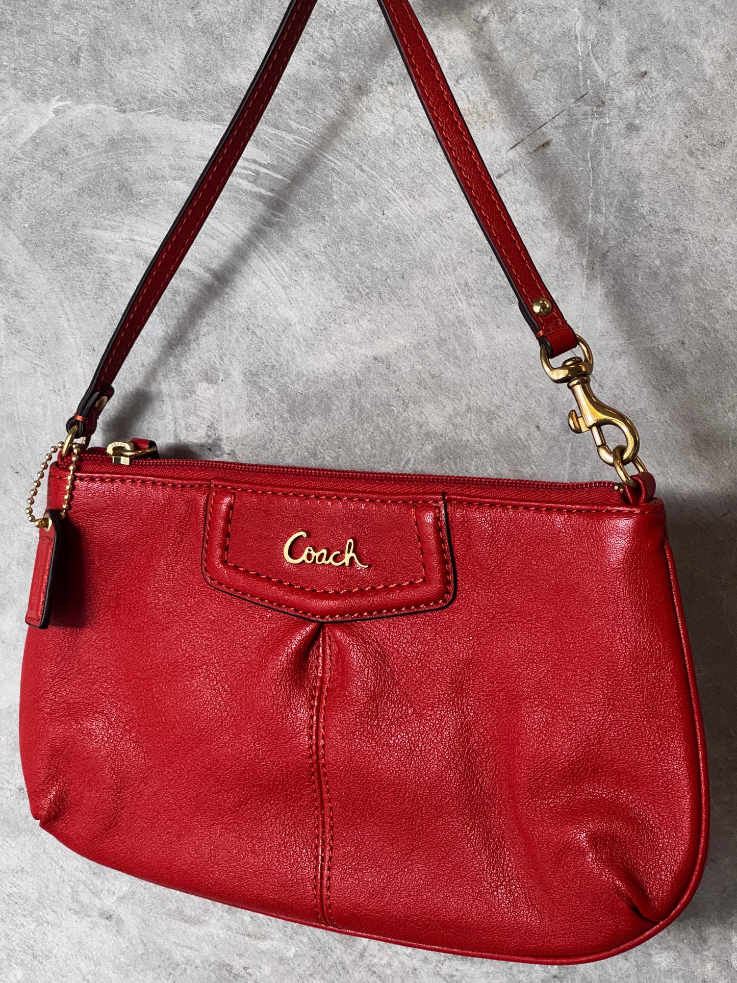 AUTHENTIC VINTAGE LIGHT RED COACH BAG