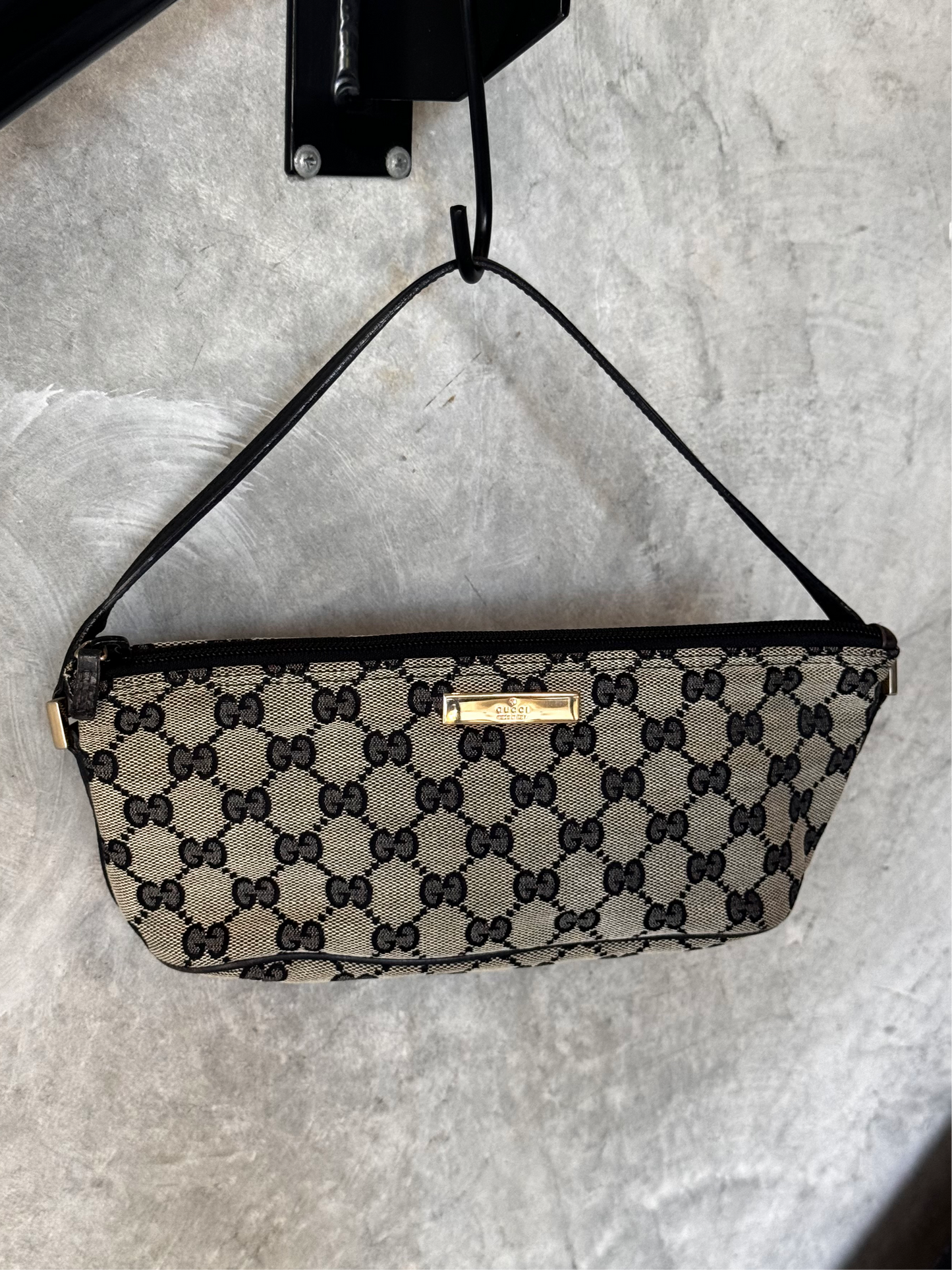 GUCCI BEIGE MONOGRAM GG CANVAS POCHETTE BAG