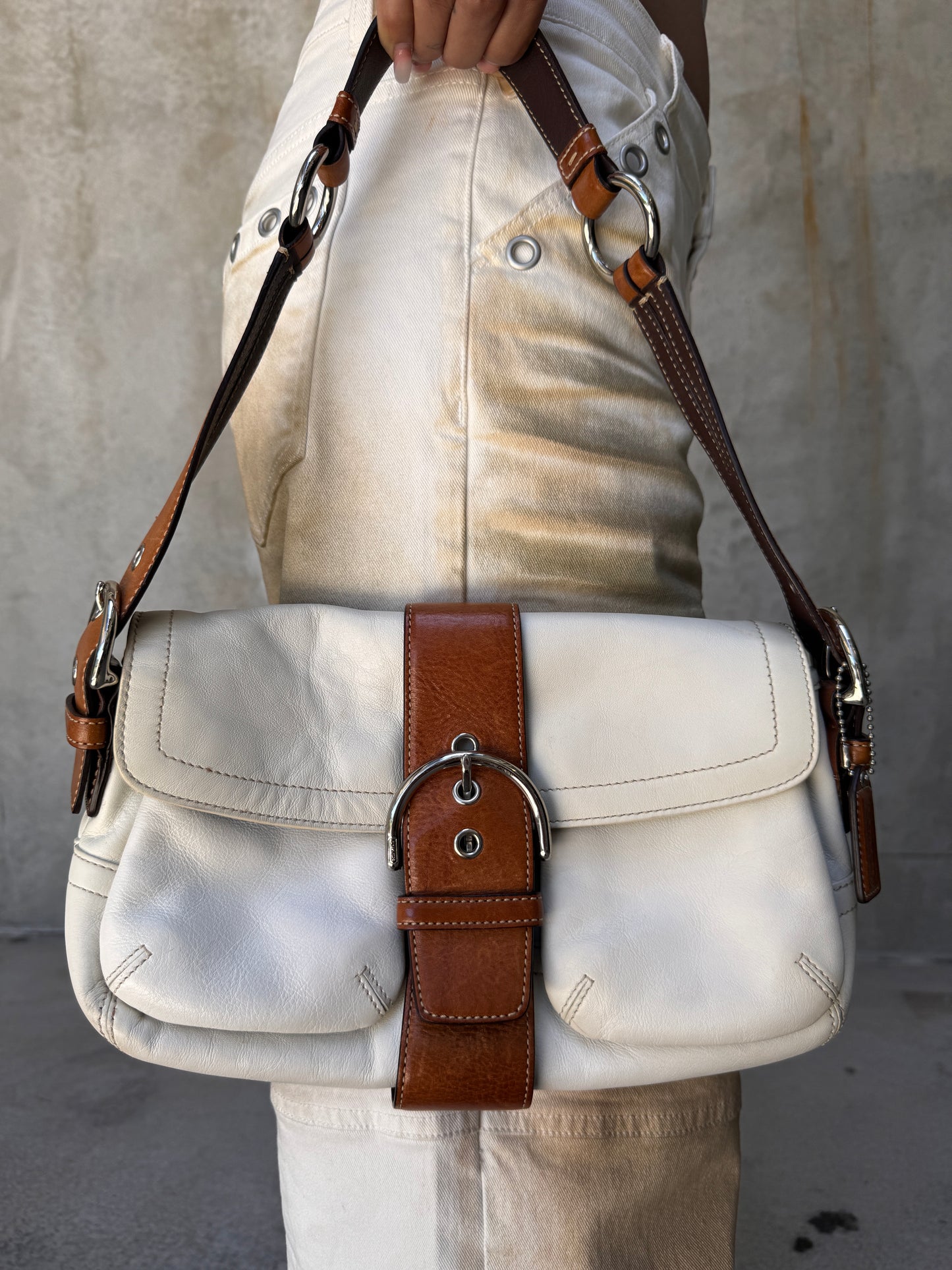 VINTAGE WHITE COACH SOHO