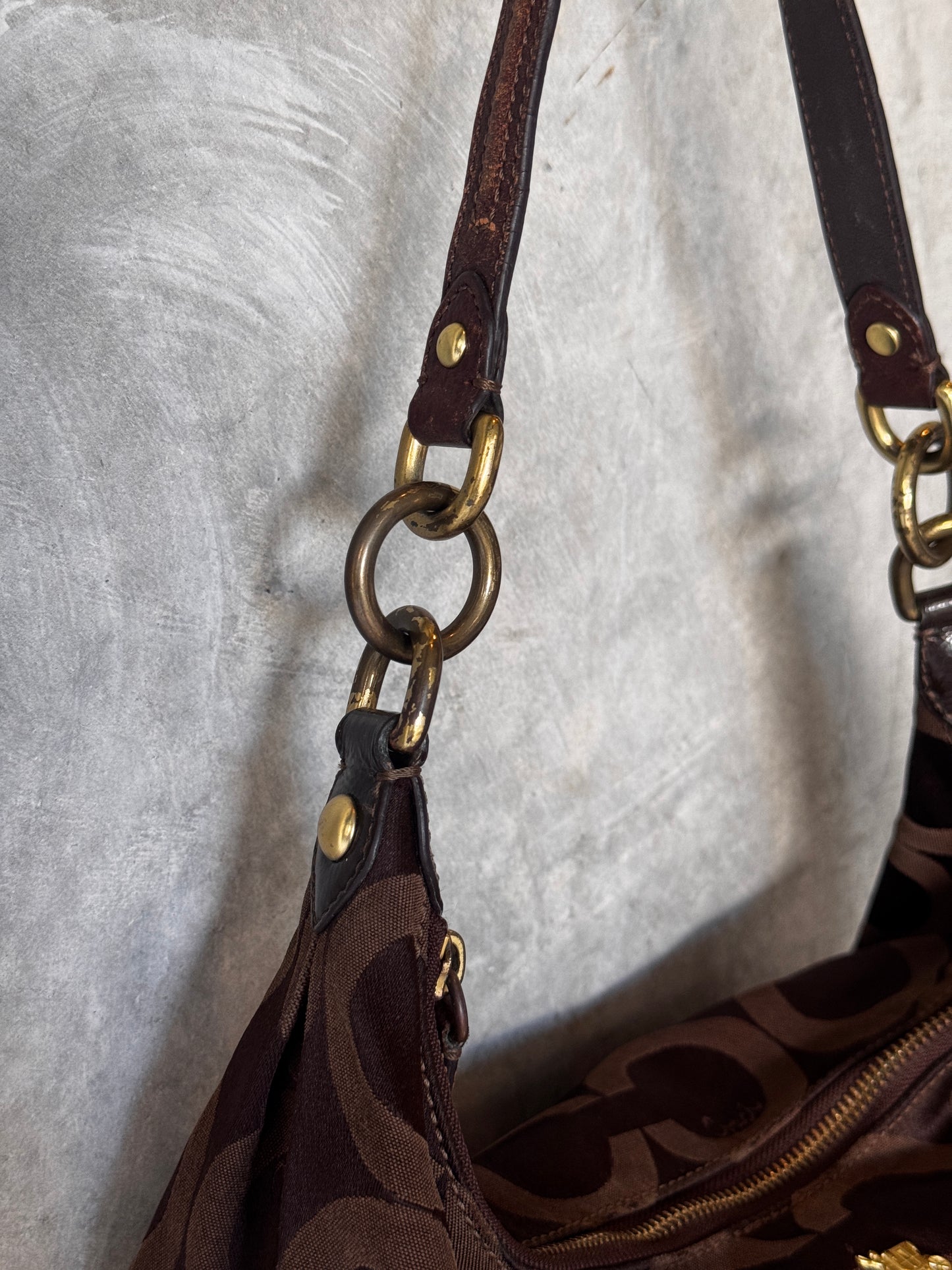 VINTAGE COACH MADISON BROWN HANDBAG