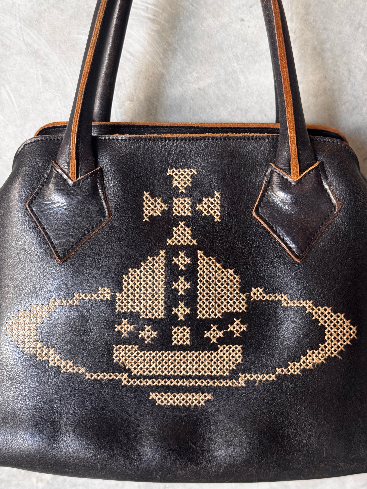 VIVIENNE WESTWOOD ORB STITCH BAG