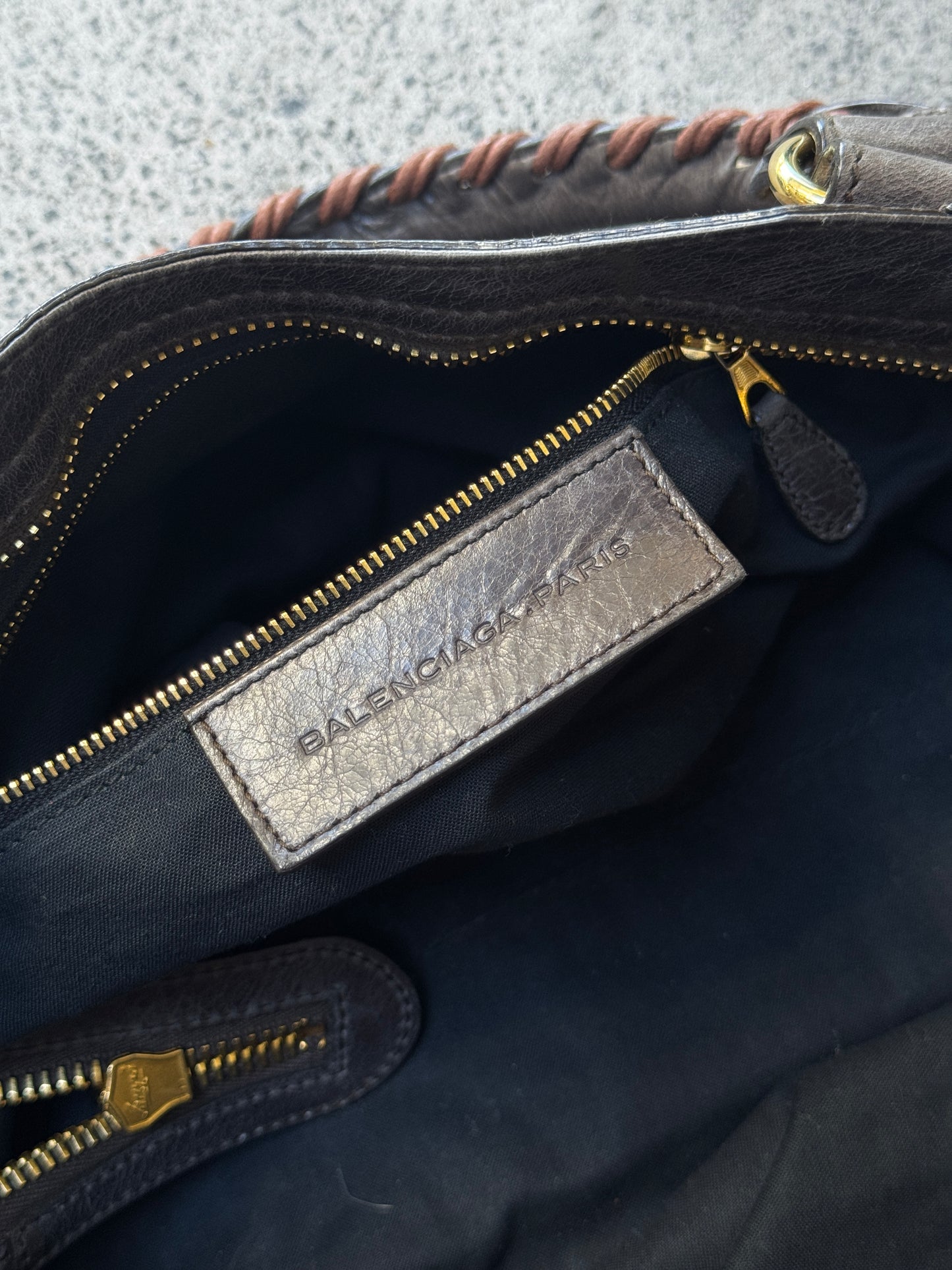 BALENCIAGA CITY LEATHER HANDBAG
