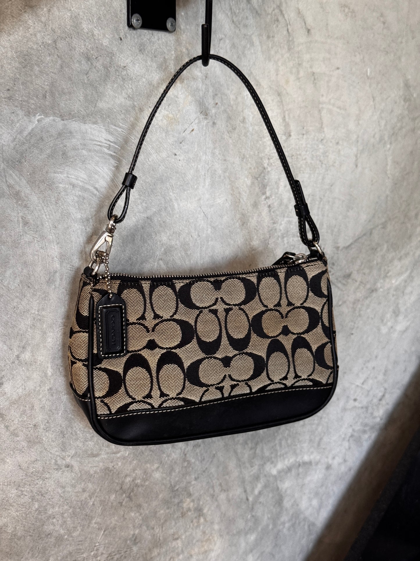 VINTAGE COACH DEMI BLACK POCHETTE SHOULDER BAG