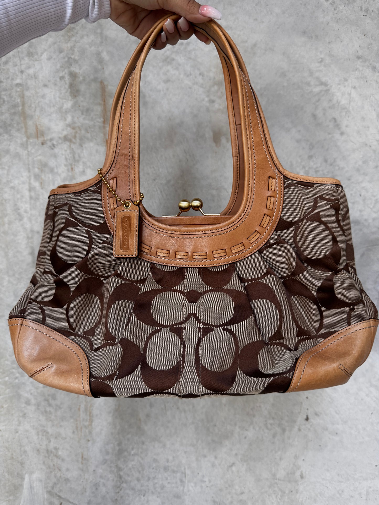 VINTAGE ERGO COACH SHOULDER BAG