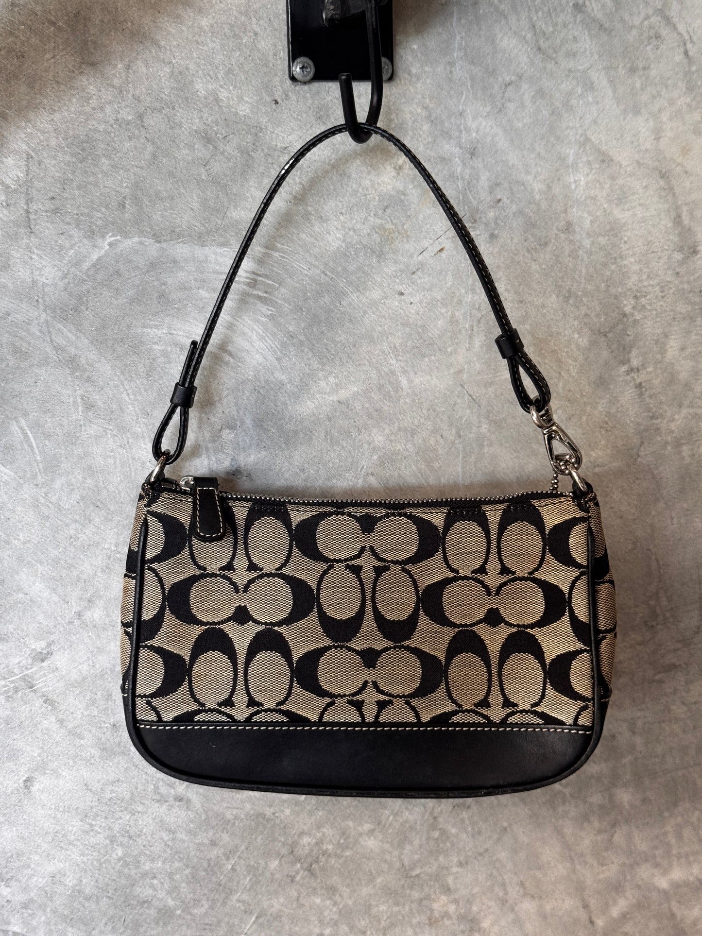 VINTAGE COACH DEMI BLACK POCHETTE SHOULDER BAG