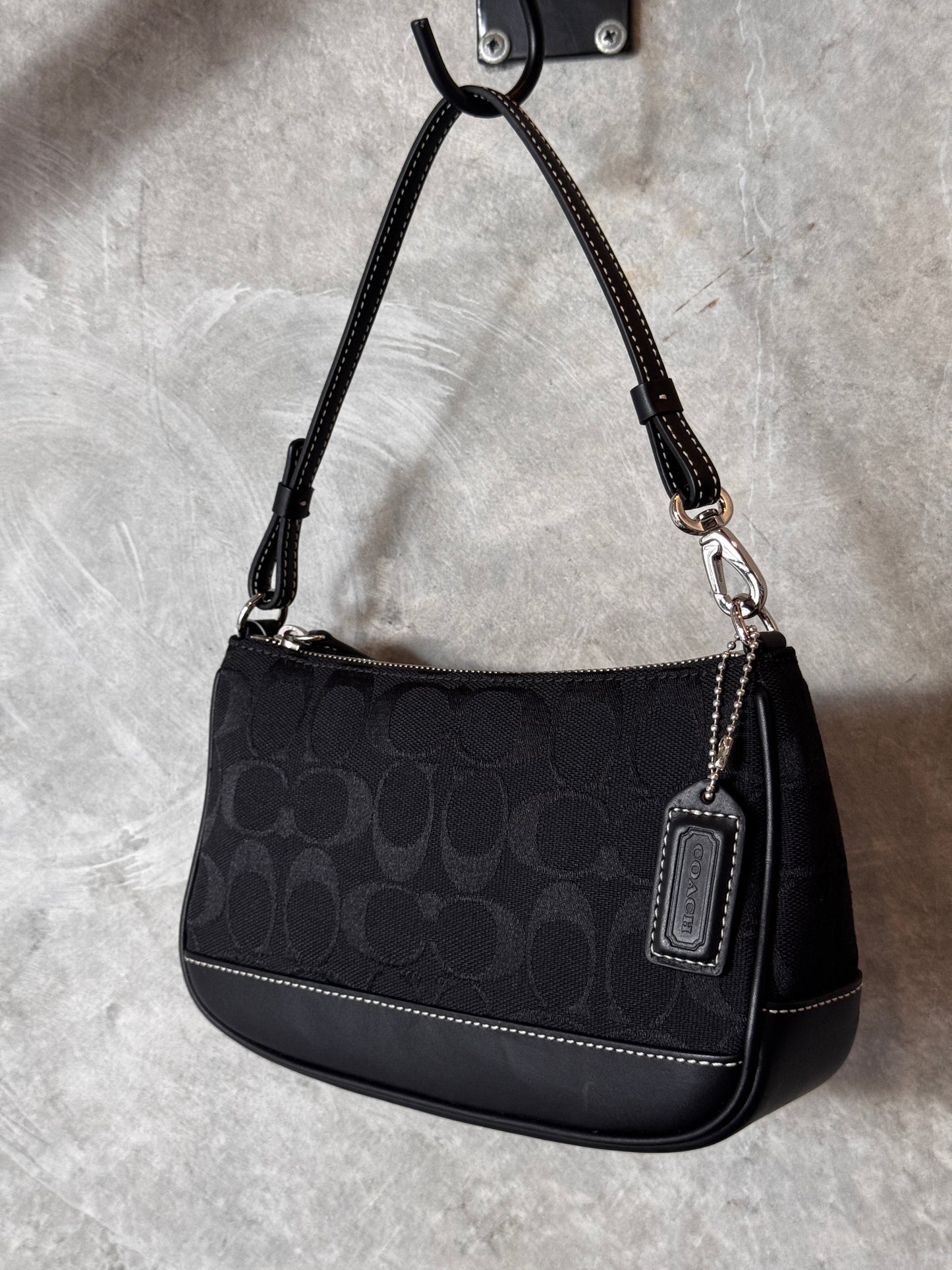 COACH Y2K BLACK SHOULDER BAG