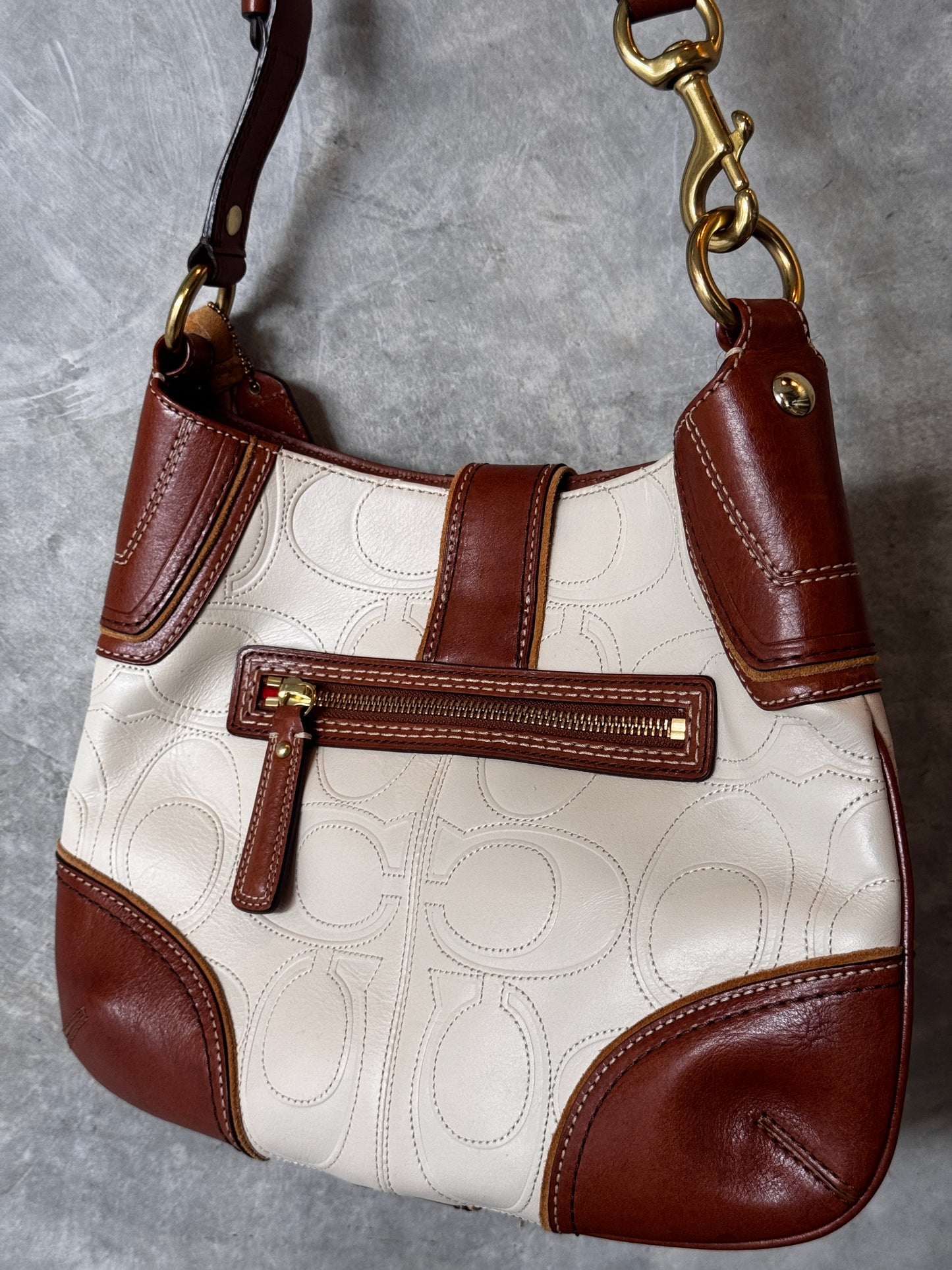VINTAGE COACH HOBO LEATHER SHOULDER BAG