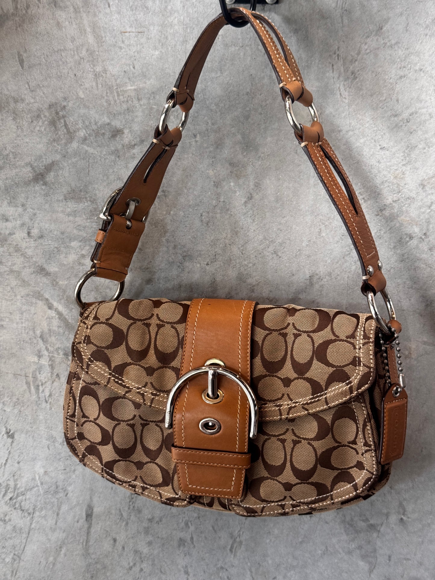 VINTAGE COACH Y2K SOHO HANDBAG