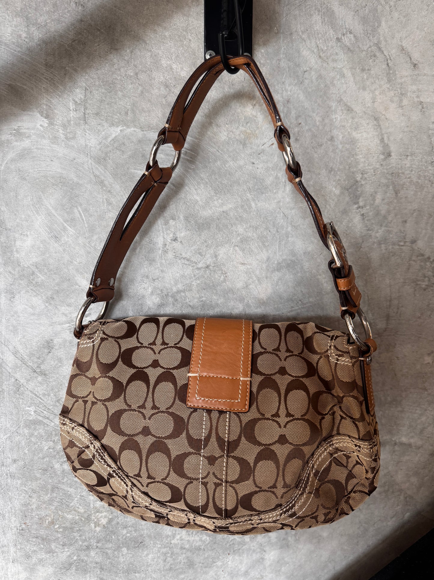 VINTAGE COACH Y2K SOHO HANDBAG