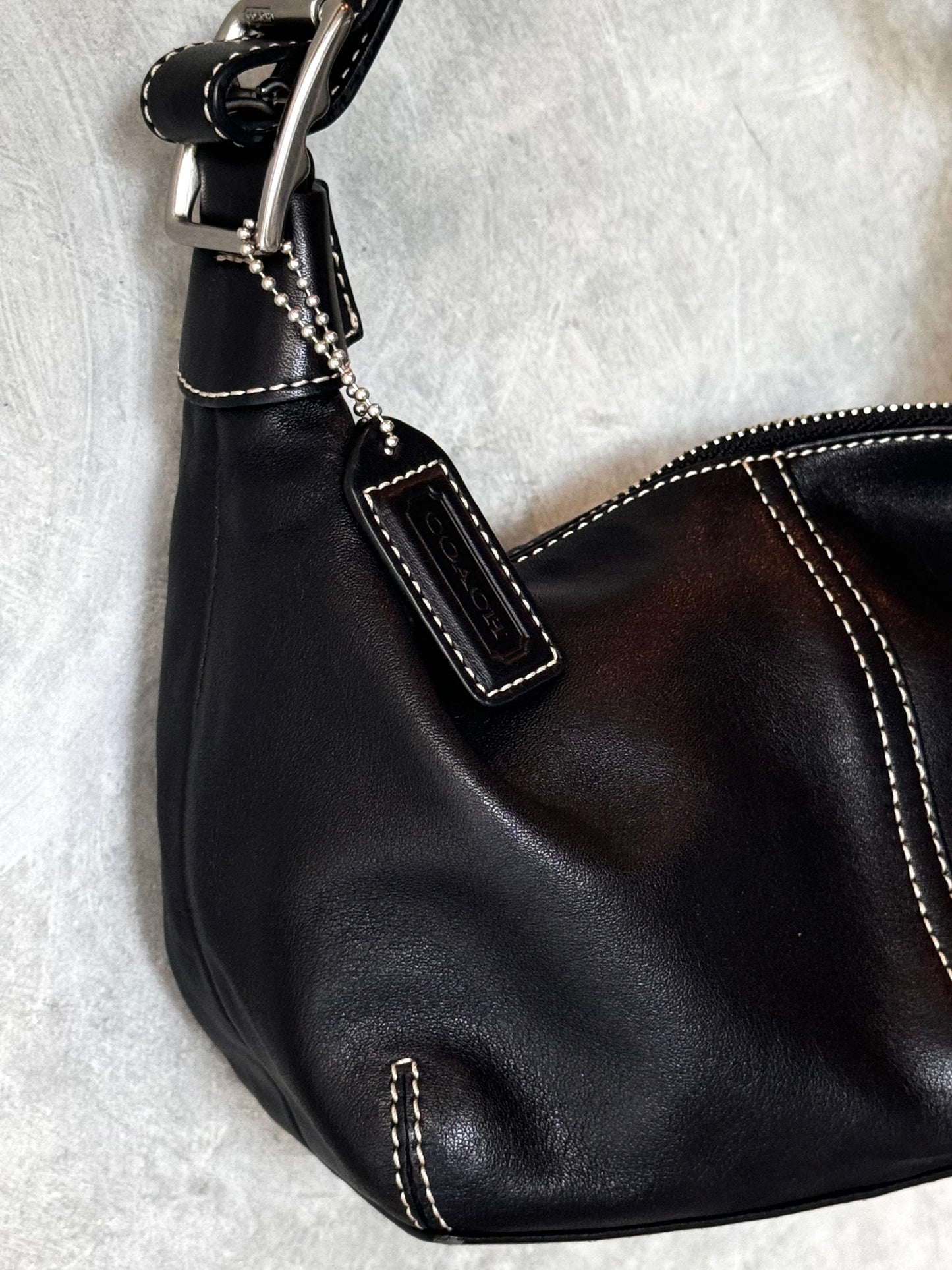 AUTHENTIC COACH BLACK GENUINE LEATHER SHOULDER HANDBAG