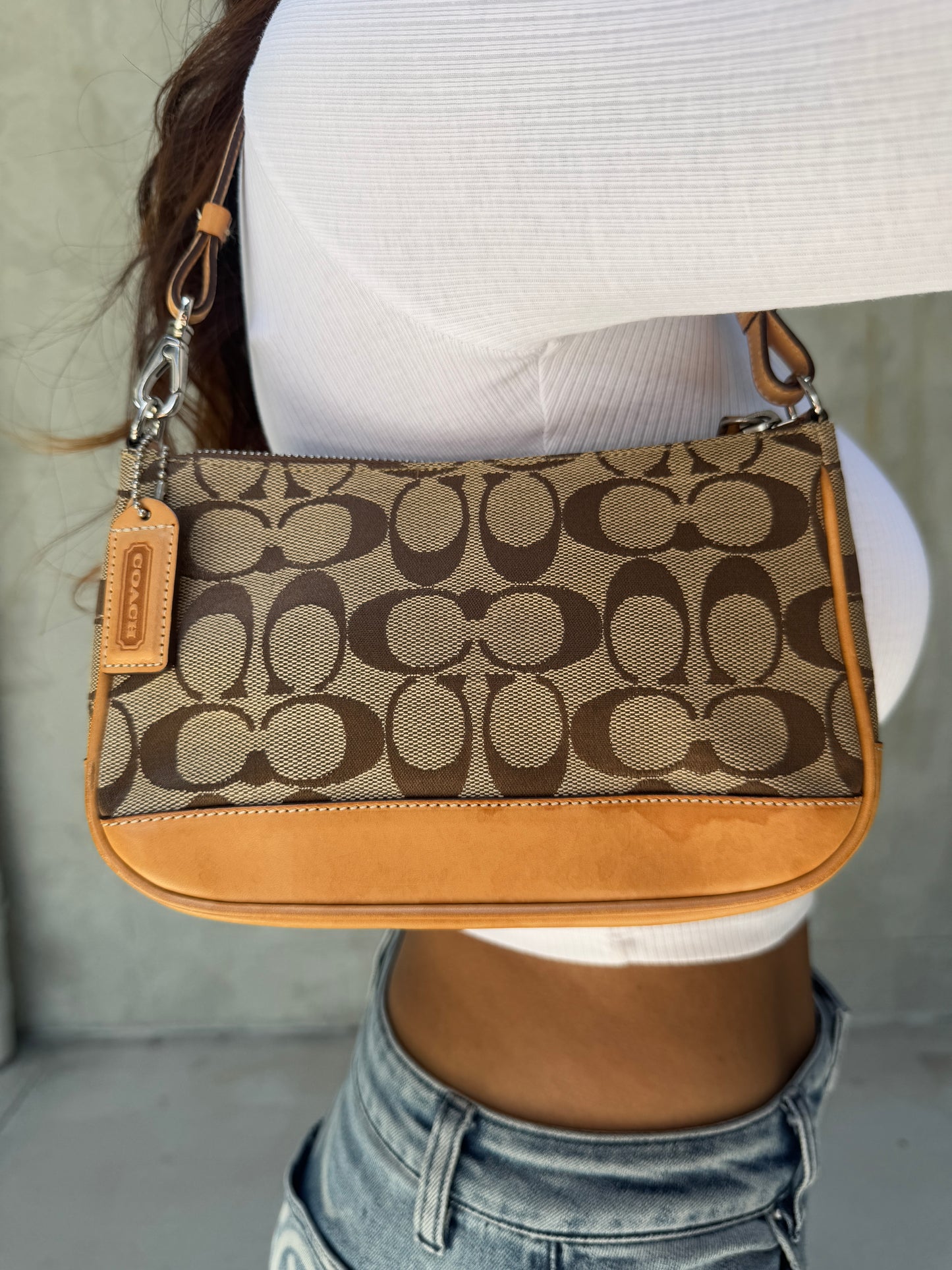 VINTAGE COACH DEMI TAN POCHETTE SHOULDER BAG