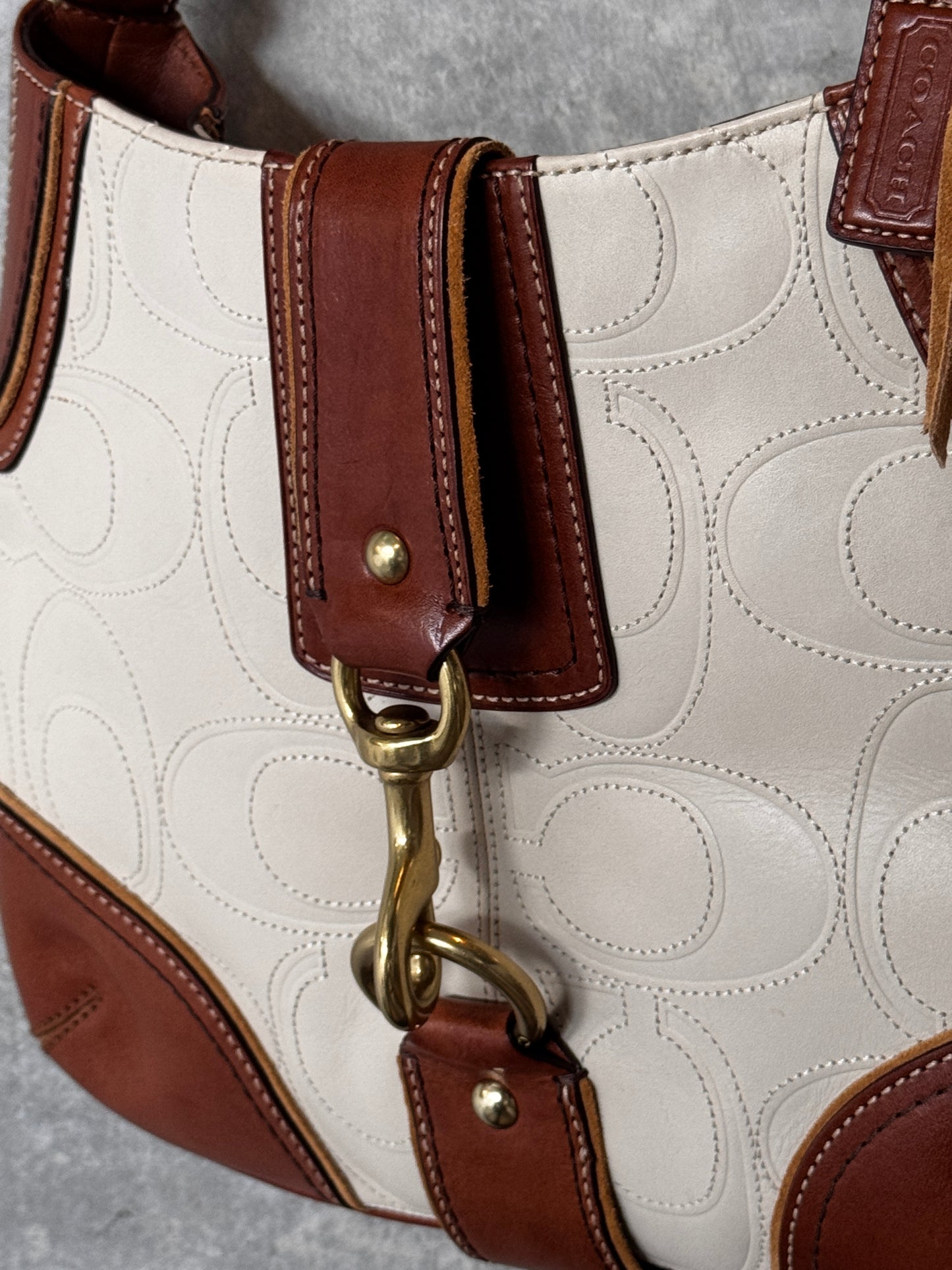 VINTAGE COACH HOBO LEATHER SHOULDER BAG