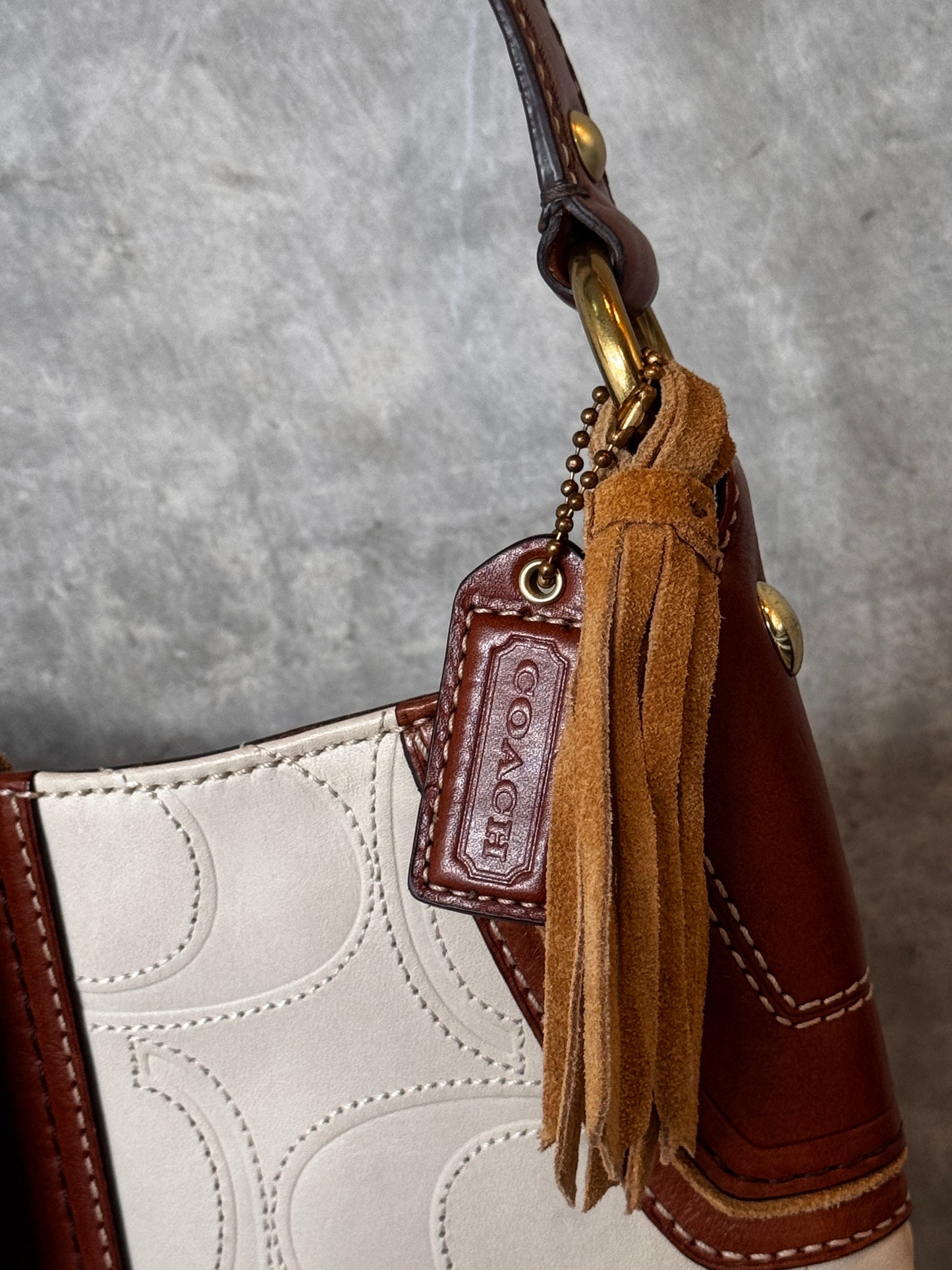 VINTAGE COACH HOBO LEATHER SHOULDER BAG