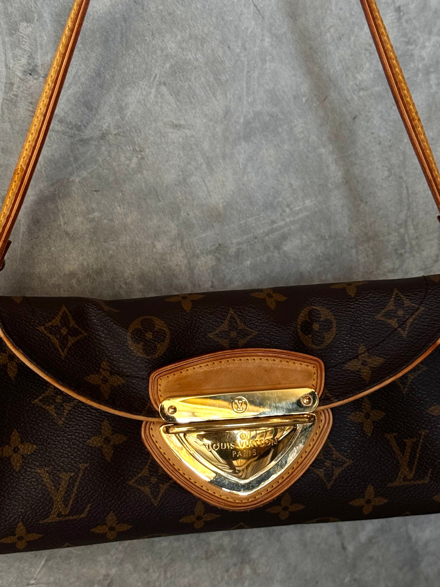 LOUIS VUITTON MONOGRAM BEVERLY POCHETTE