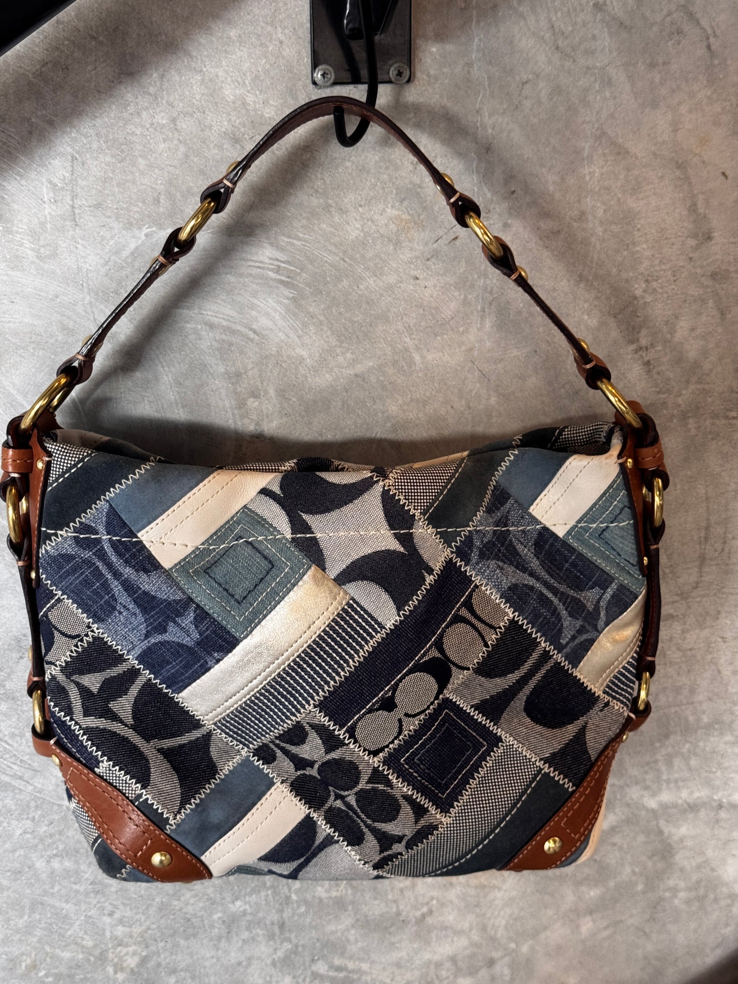 VINTAGE COACH DENIM SIGNATURE HANDBAG