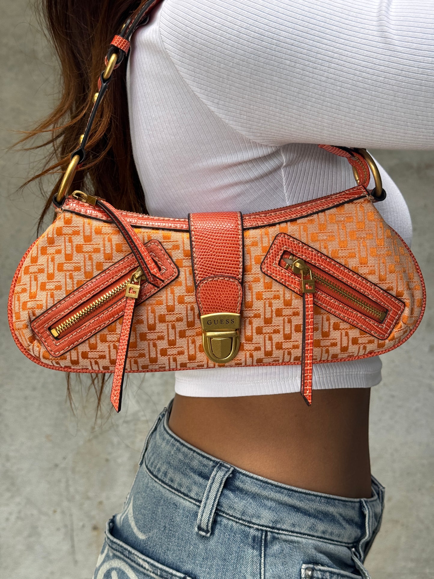 Belle Vintage Y2K Guess Shoulder Bag