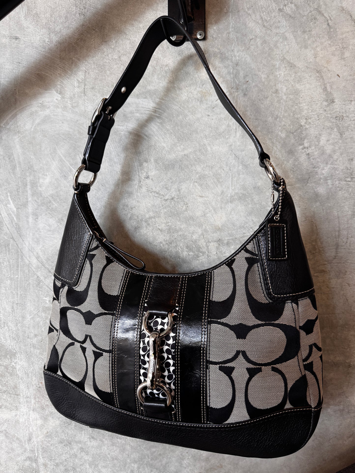 VINTAGE COACH MONOGRAM BLACK SHOULDER BAG