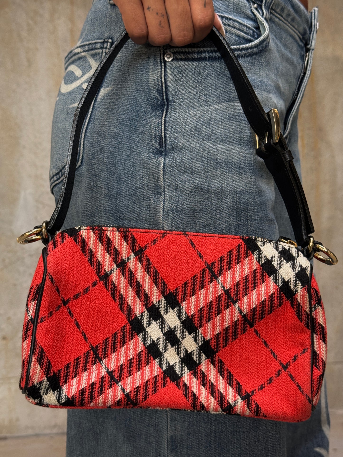 VINTAGE RED BURBERRY HANDBAG