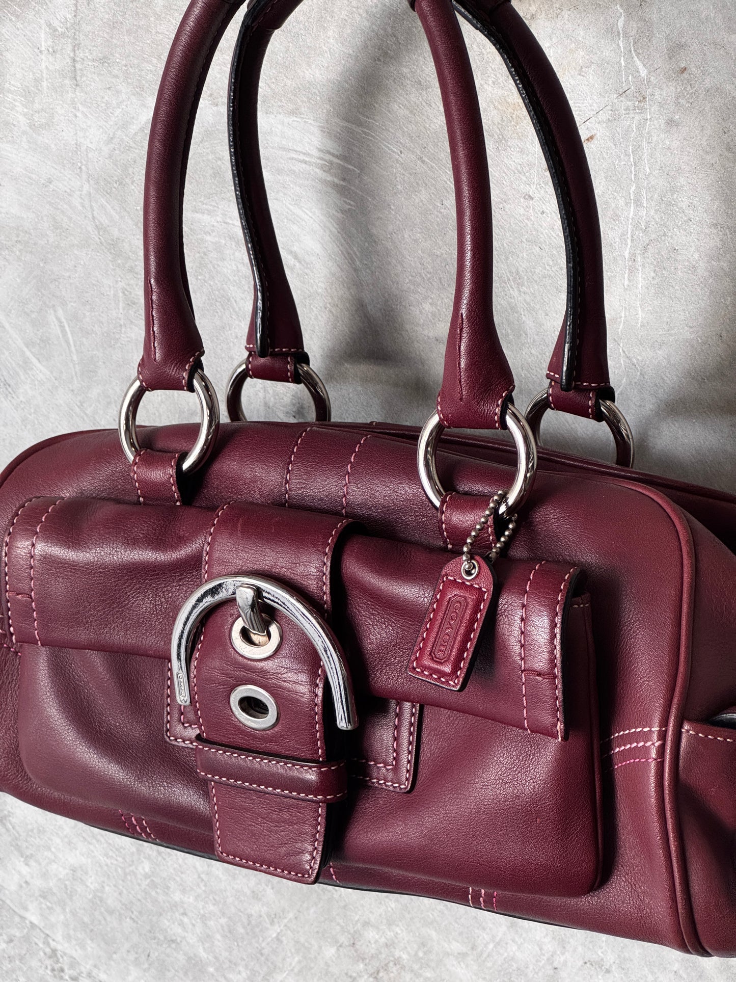BURGUNDY VINTAGE COACH HANDBAG