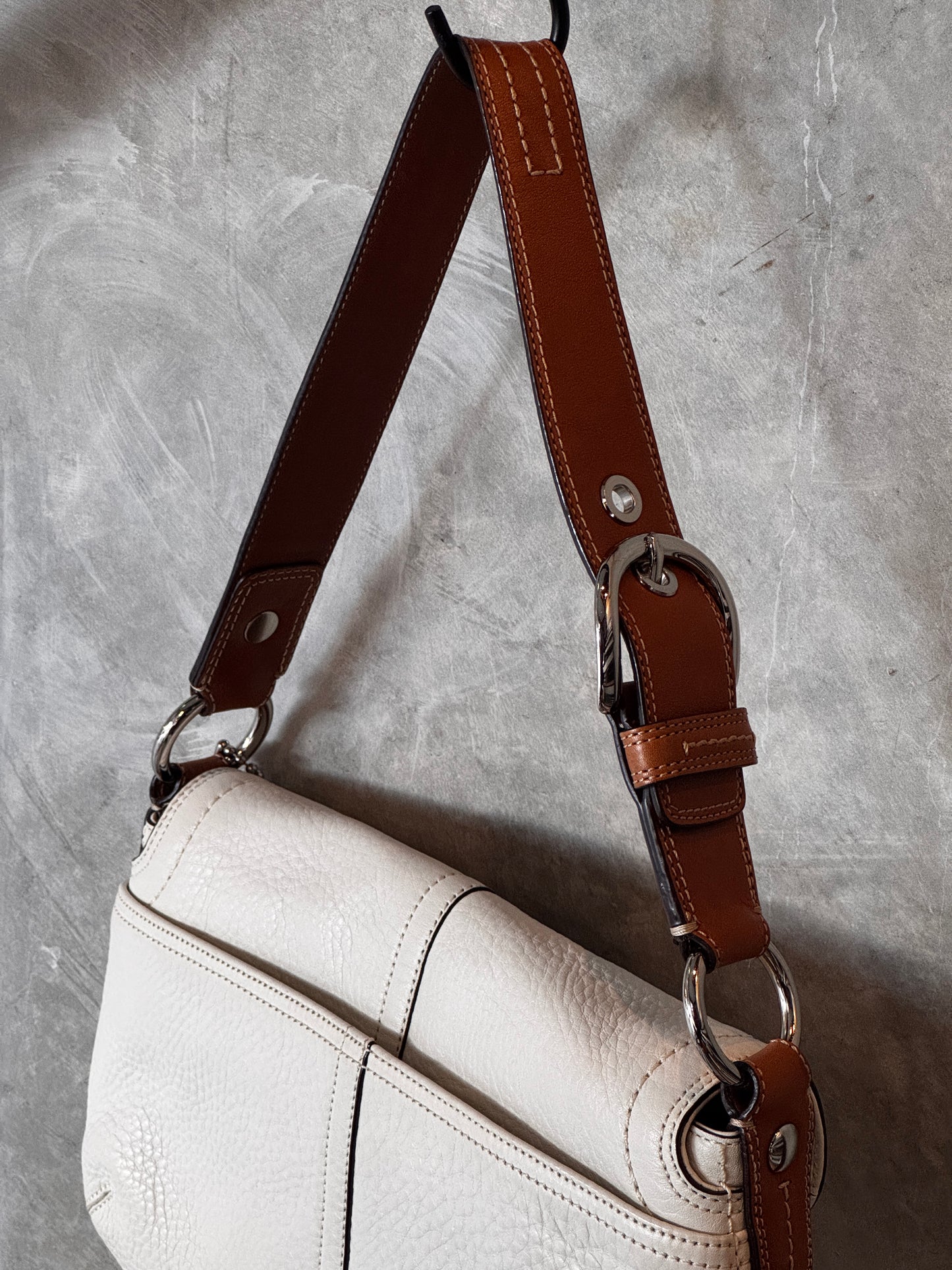 AUTHENTIC COACH SOHO WHITE LEATHER SHOULDER BAG