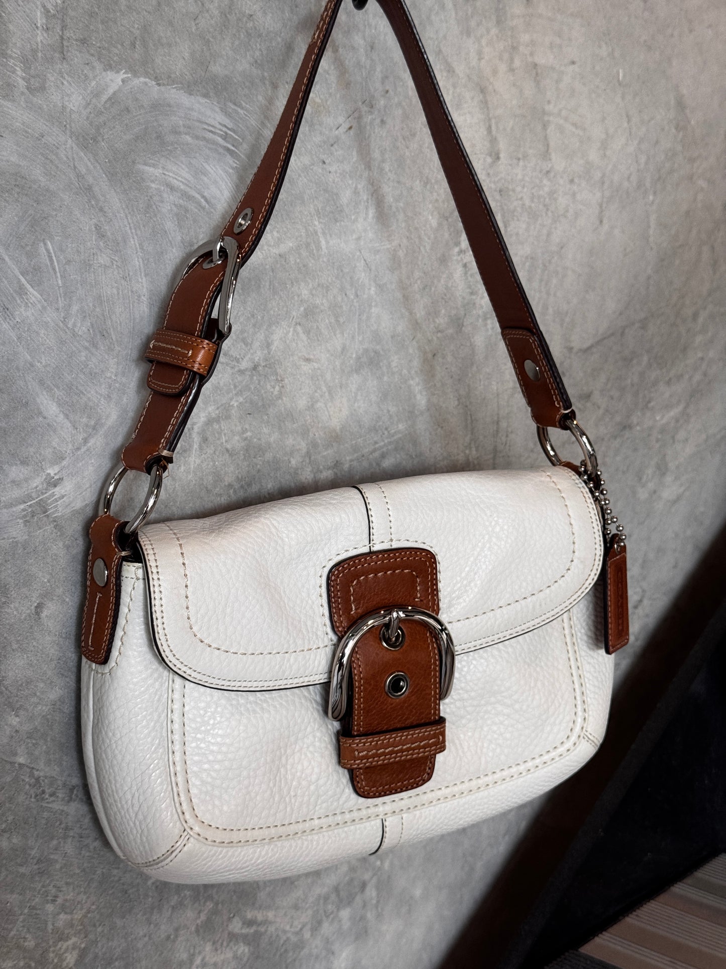 AUTHENTIC COACH SOHO WHITE LEATHER SHOULDER BAG