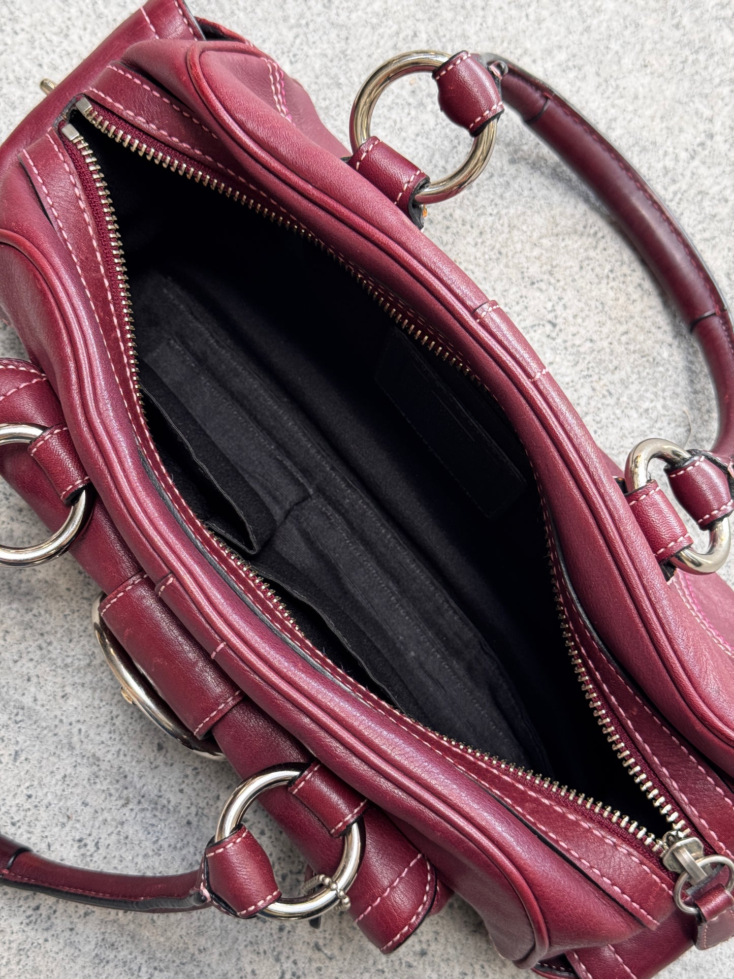 BURGUNDY VINTAGE COACH HANDBAG